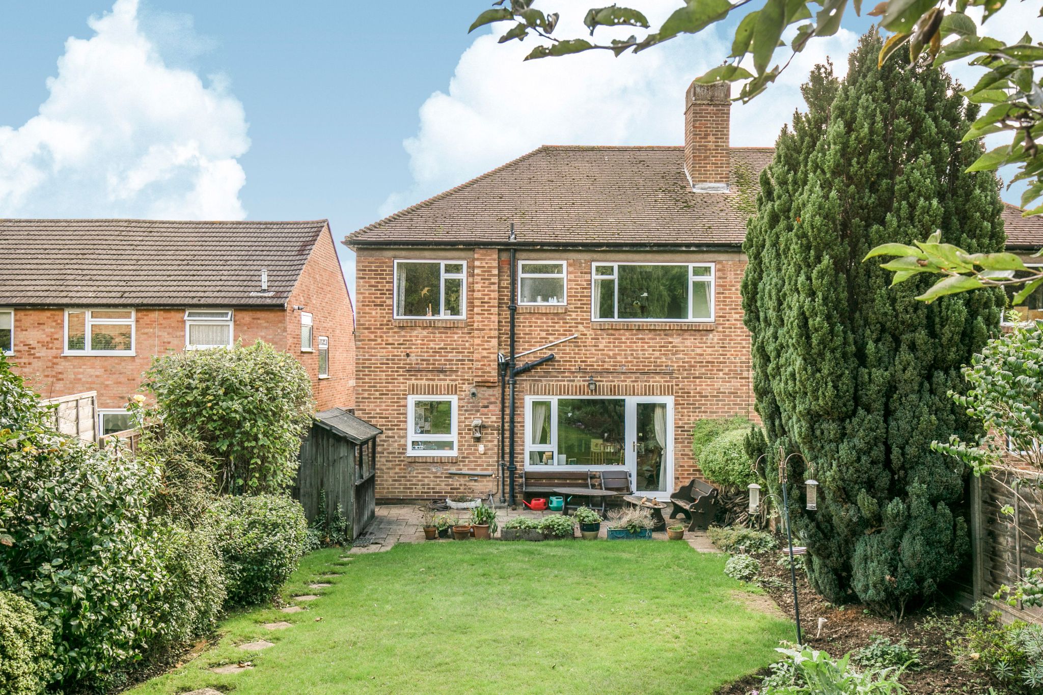 4 bedroom semi-detached house SSTC in New Barnet - Photograph 12