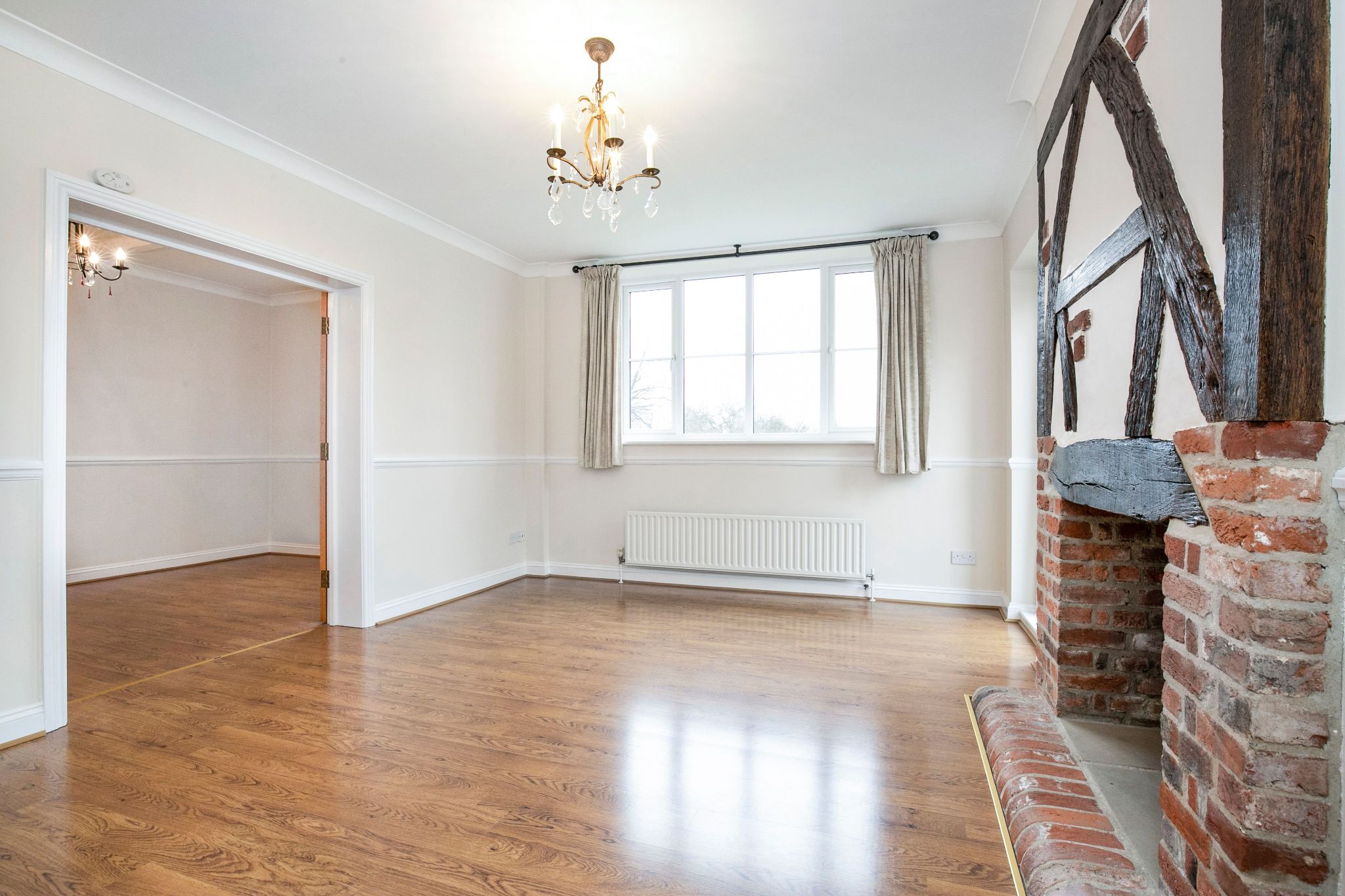 3 bedroom mews house SSTC in Nr. Brookmans Park - Photograph 4