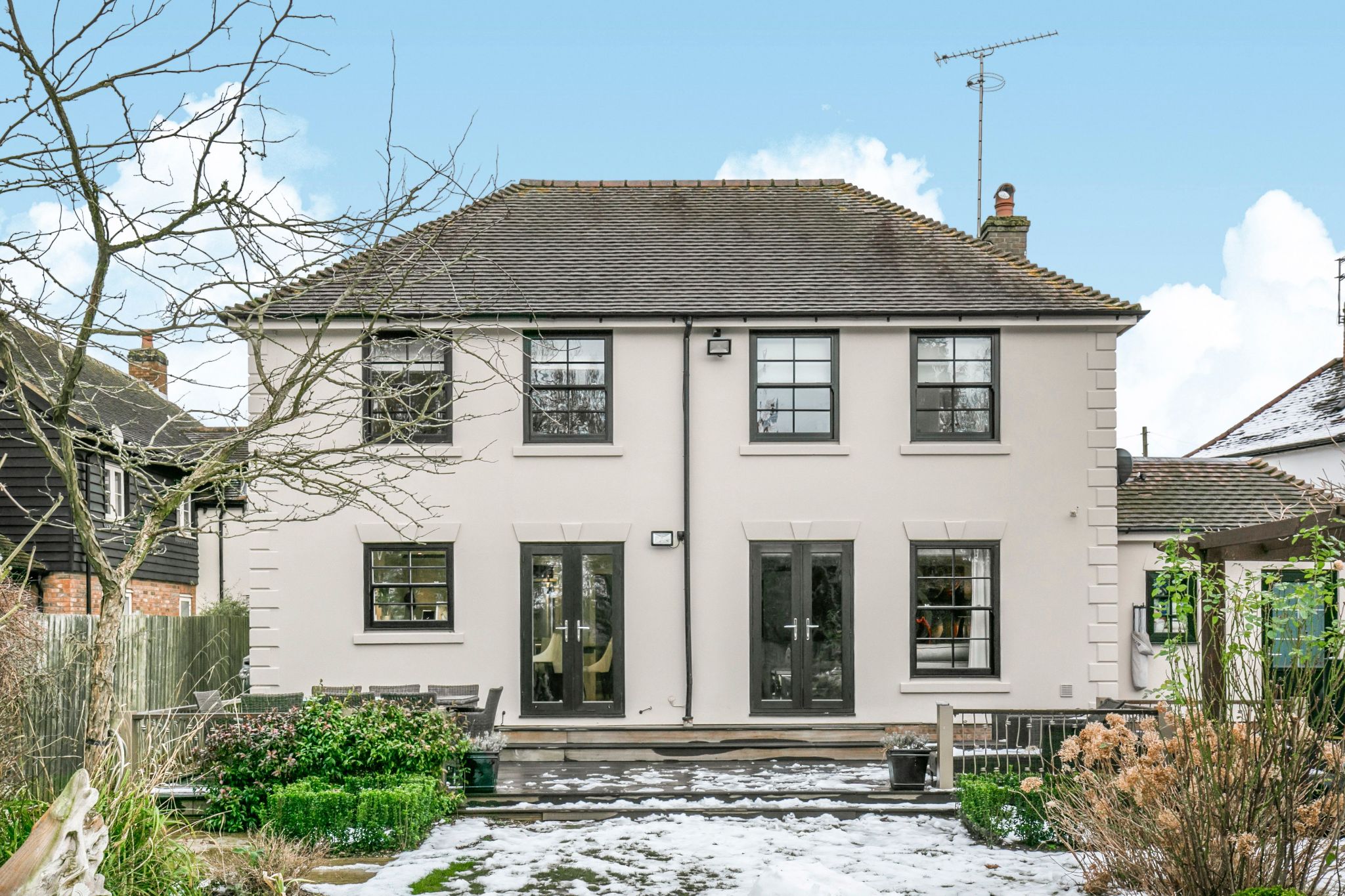 4 bedroom detached house SSTC in Little Berkhamsted - Photograph 5