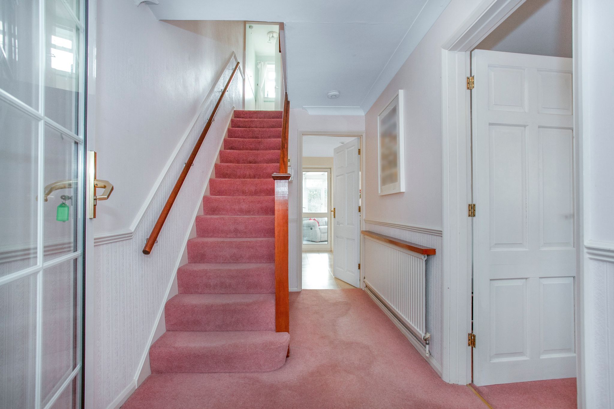 3 bedroom semi-detached house SSTC in Brookmans Park - Photograph 2