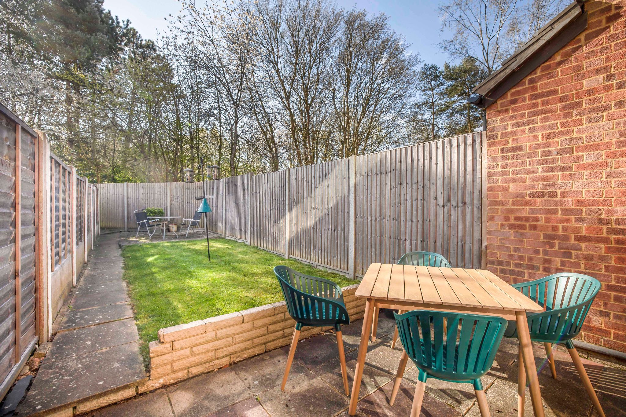 2 bedroom mid terraced house SSTC in Welwyn Garden City - Photograph 1