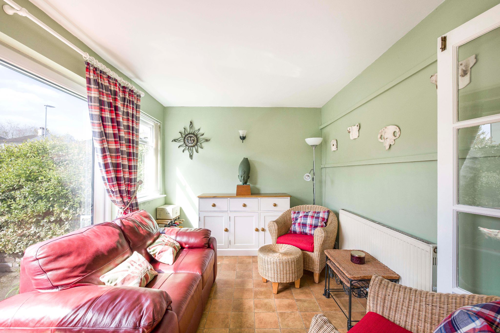 5 bedroom semi-detached house SSTC in Potters Bar - Photograph 6