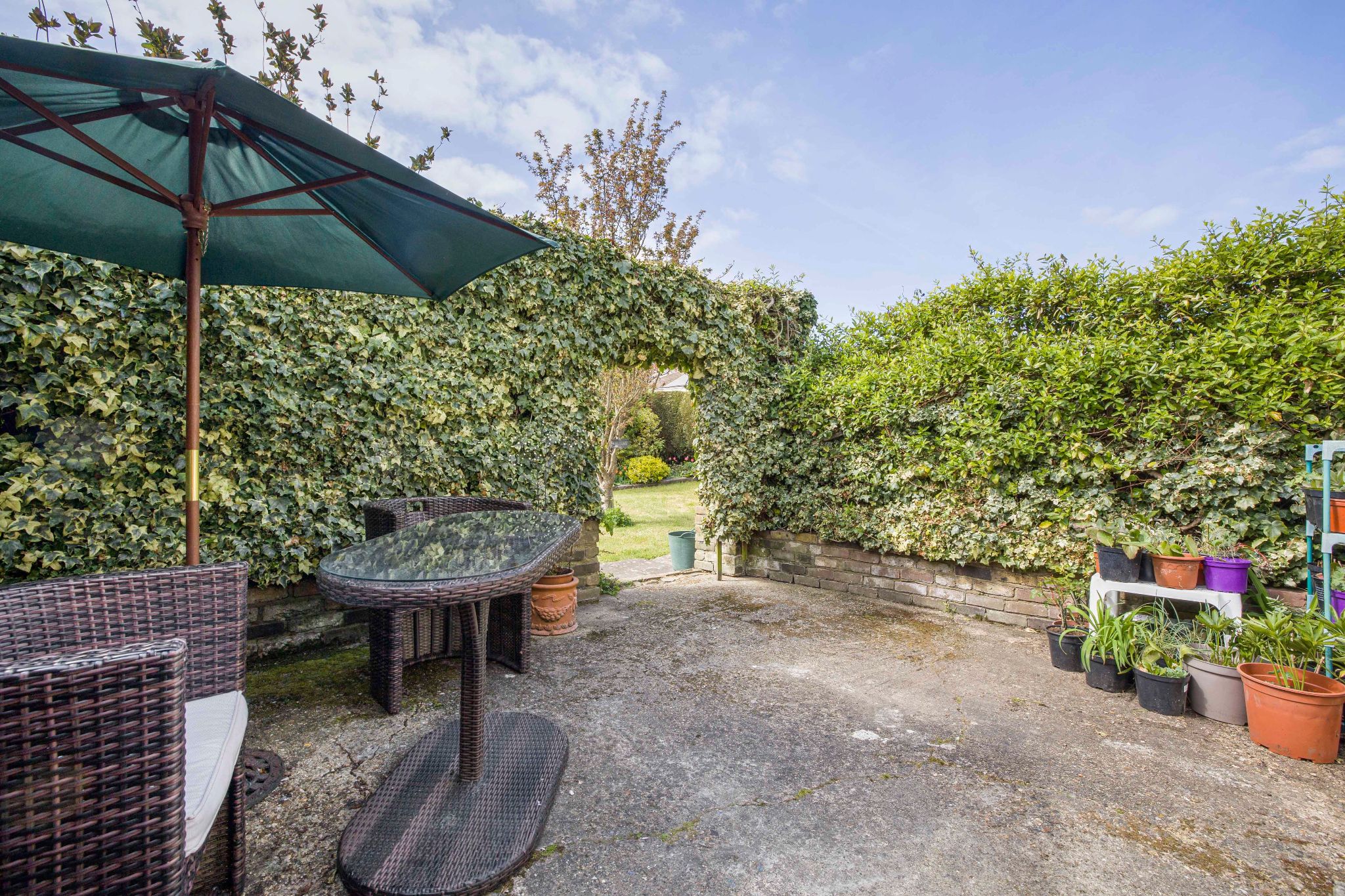 5 bedroom semi-detached house SSTC in Potters Bar - Photograph 20