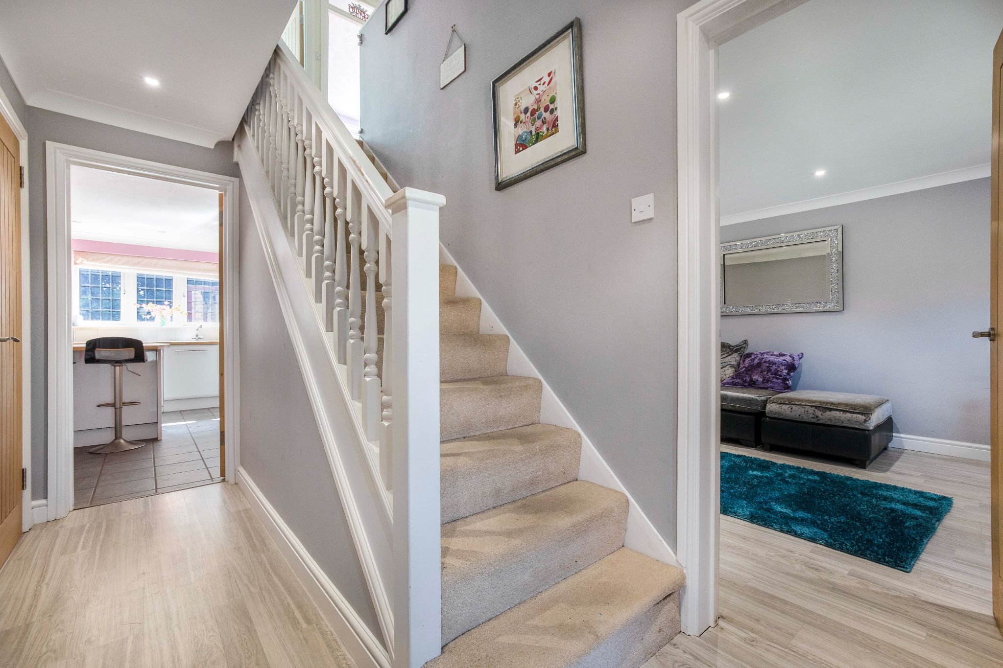 4 bedroom detached house Sale Agreed in Welwyn Garden City - Photograph 12