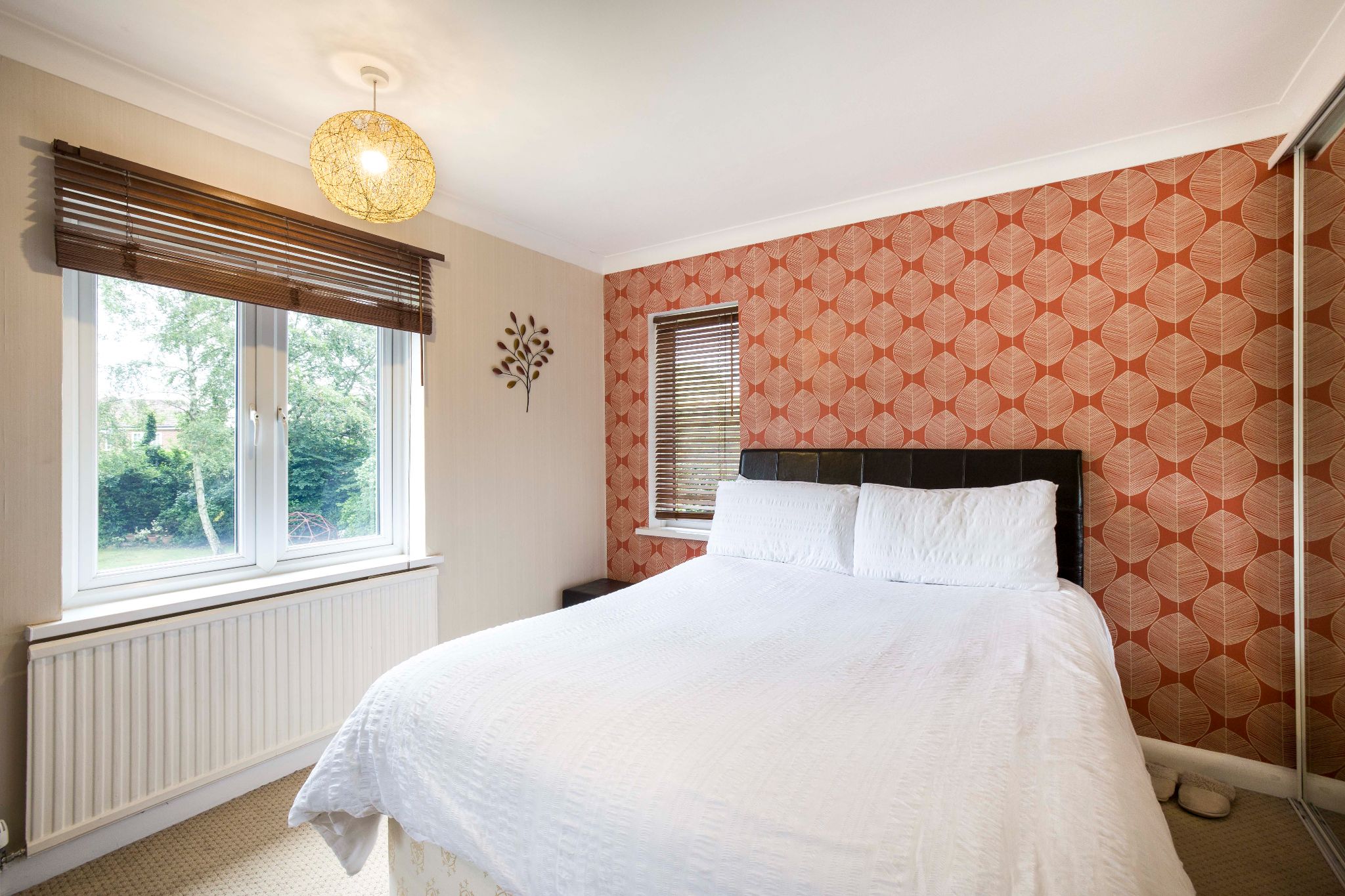 3 bedroom detached house SSTC in Brookmans Park - Photograph 19