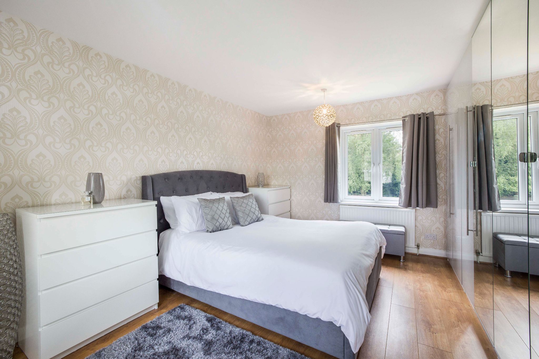 3 bedroom detached house SSTC in Brookmans Park - Photograph 17