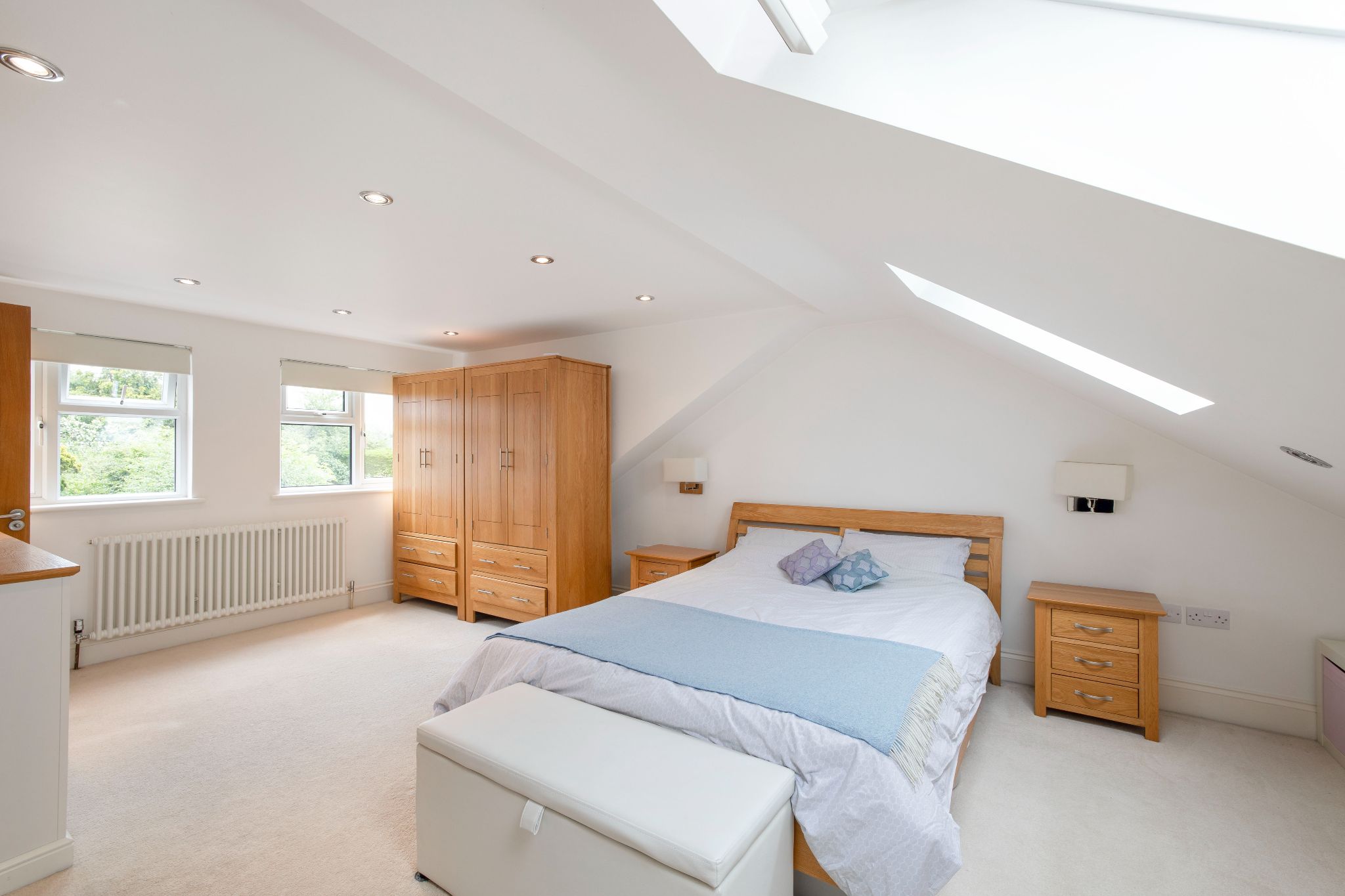 3 bedroom semi-detached house SSTC in Potters Bar - Photograph 11