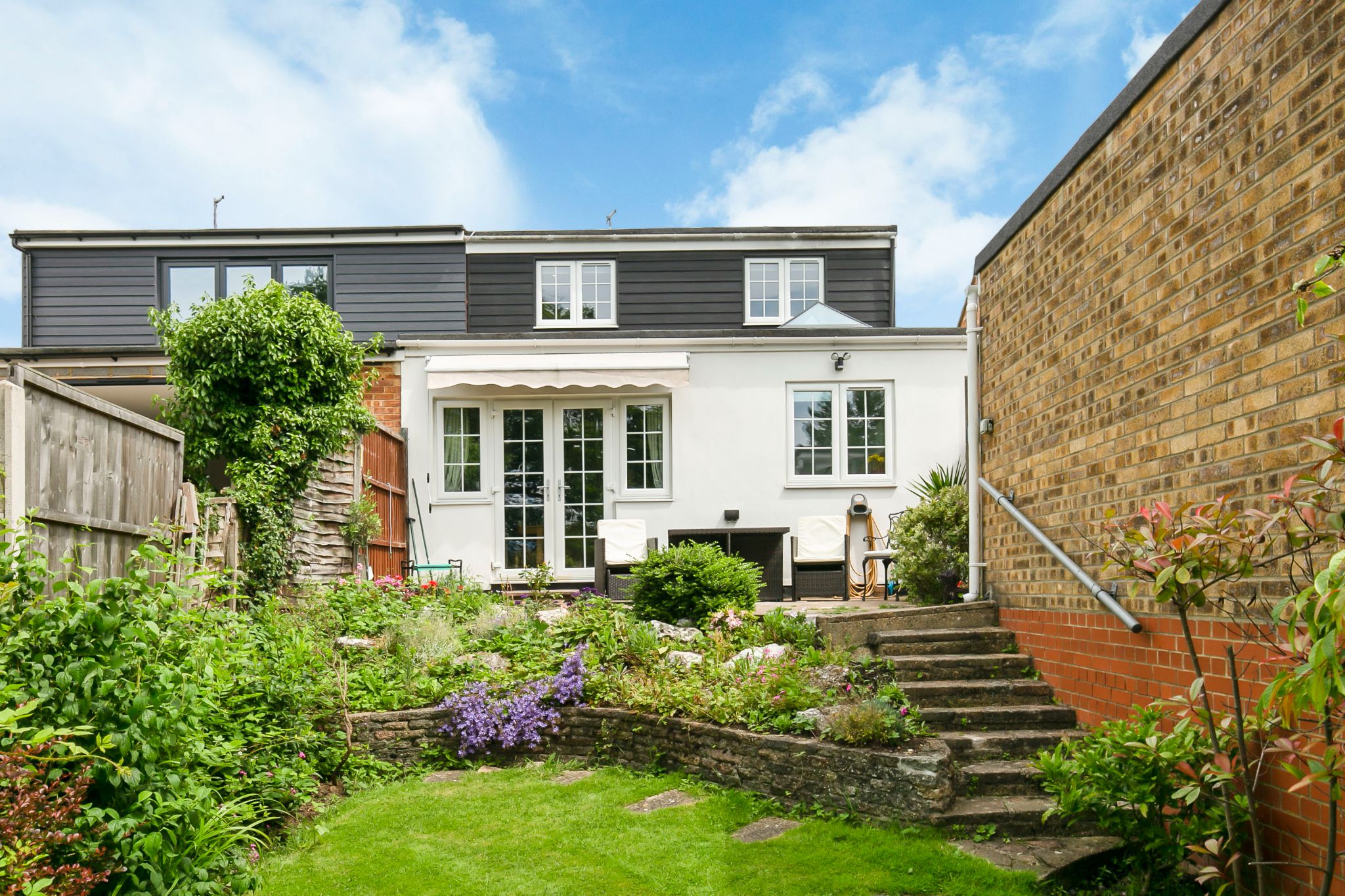 4 bedroom semi-detached bungalow Sale Agreed in Potters Bar - Photograph 23