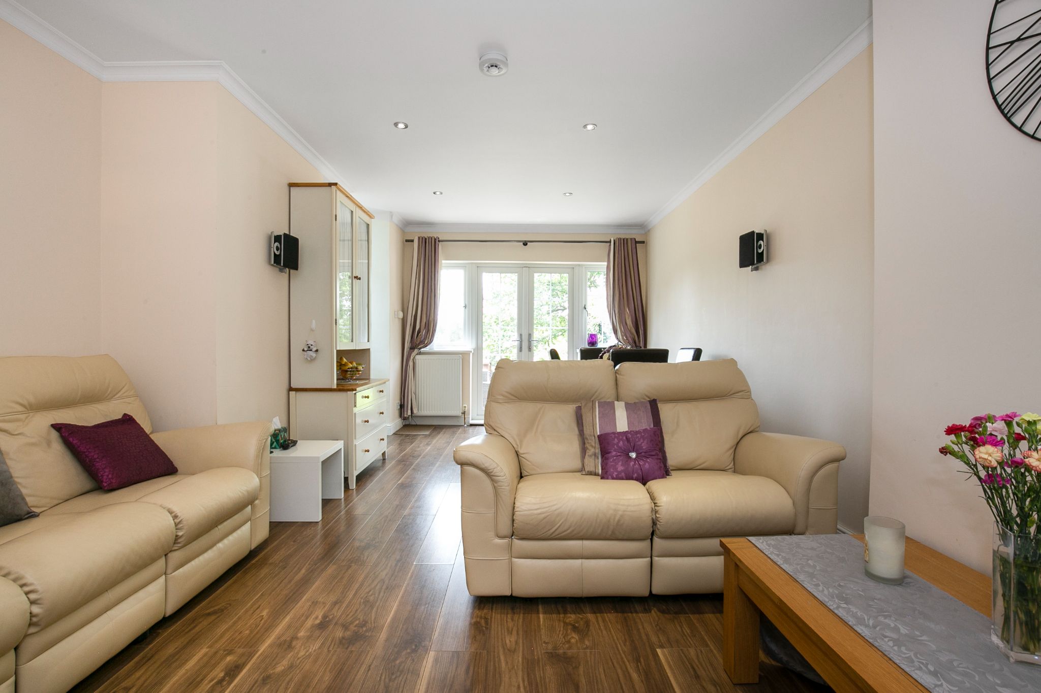 4 bedroom semi-detached bungalow Sale Agreed in Potters Bar - Photograph 6