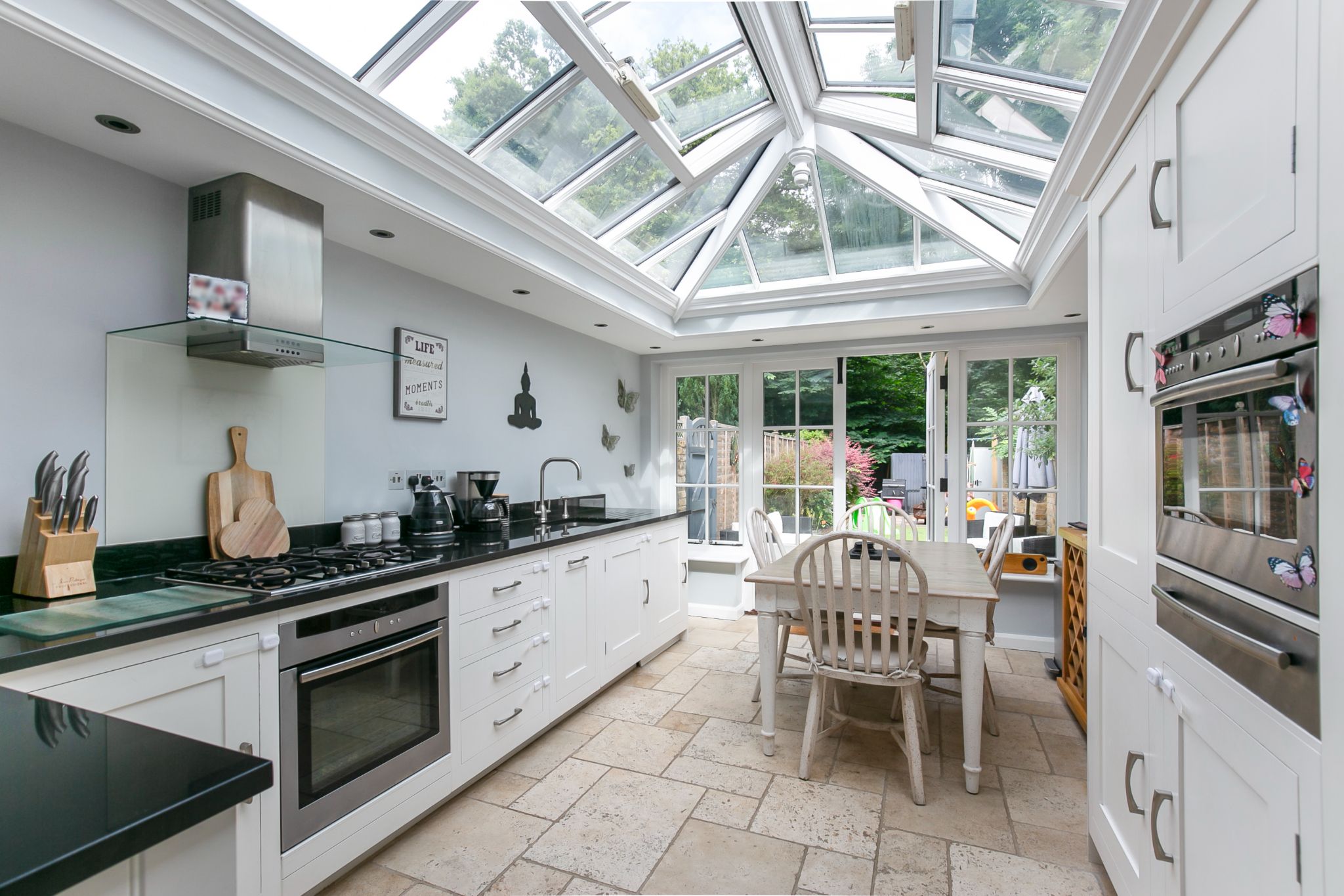 2 bedroom cottage house Sale Agreed in Hertfordshire - Photograph 4