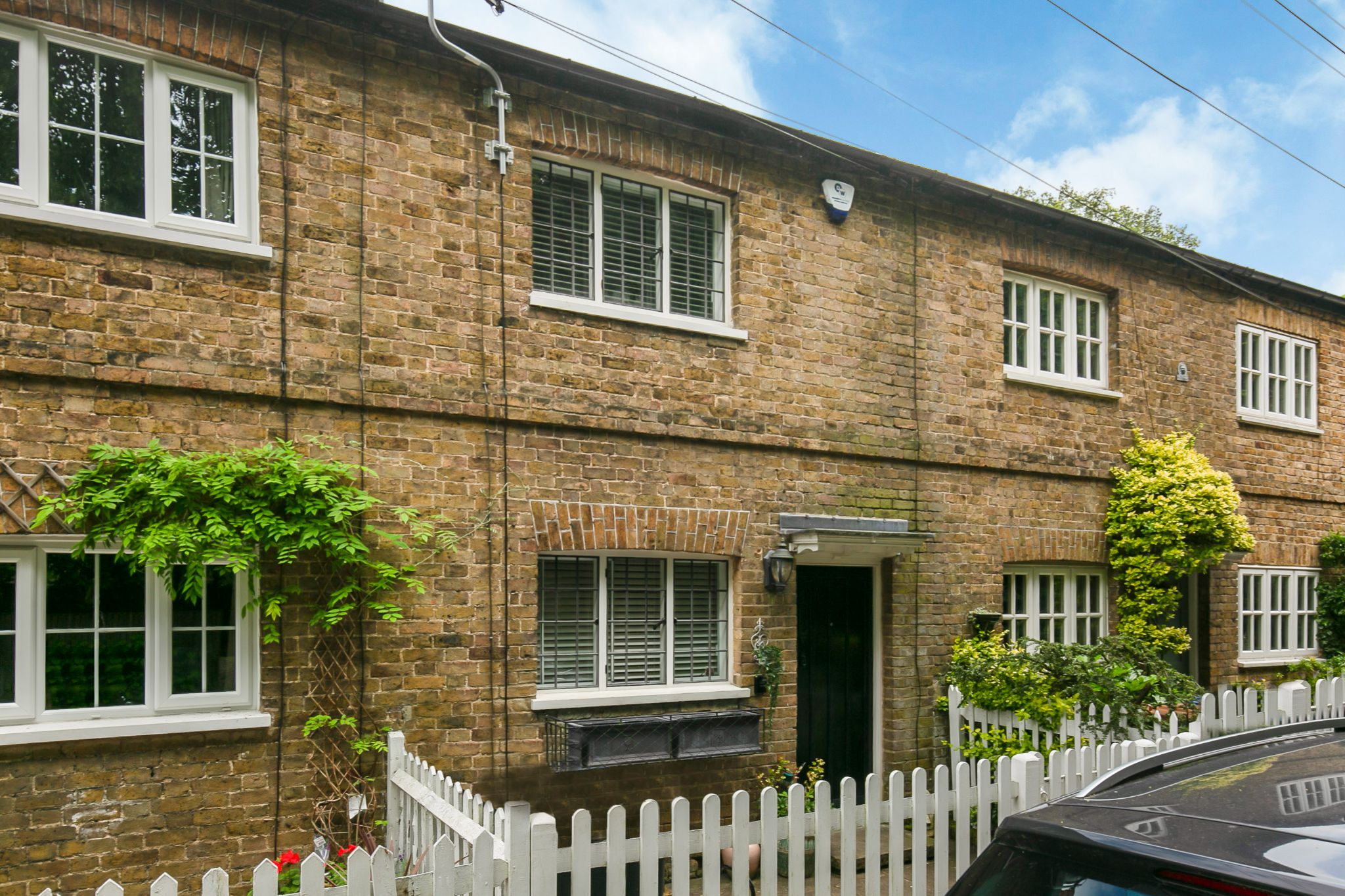 2 bedroom cottage house Sale Agreed in Hertfordshire - Photograph 16