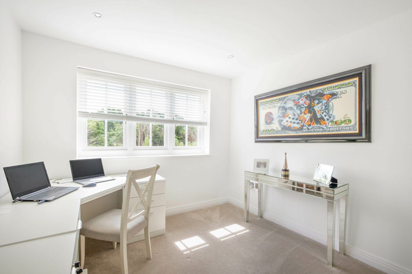 5 bedroom detached house SSTC in Kings Langley - Photograph 13