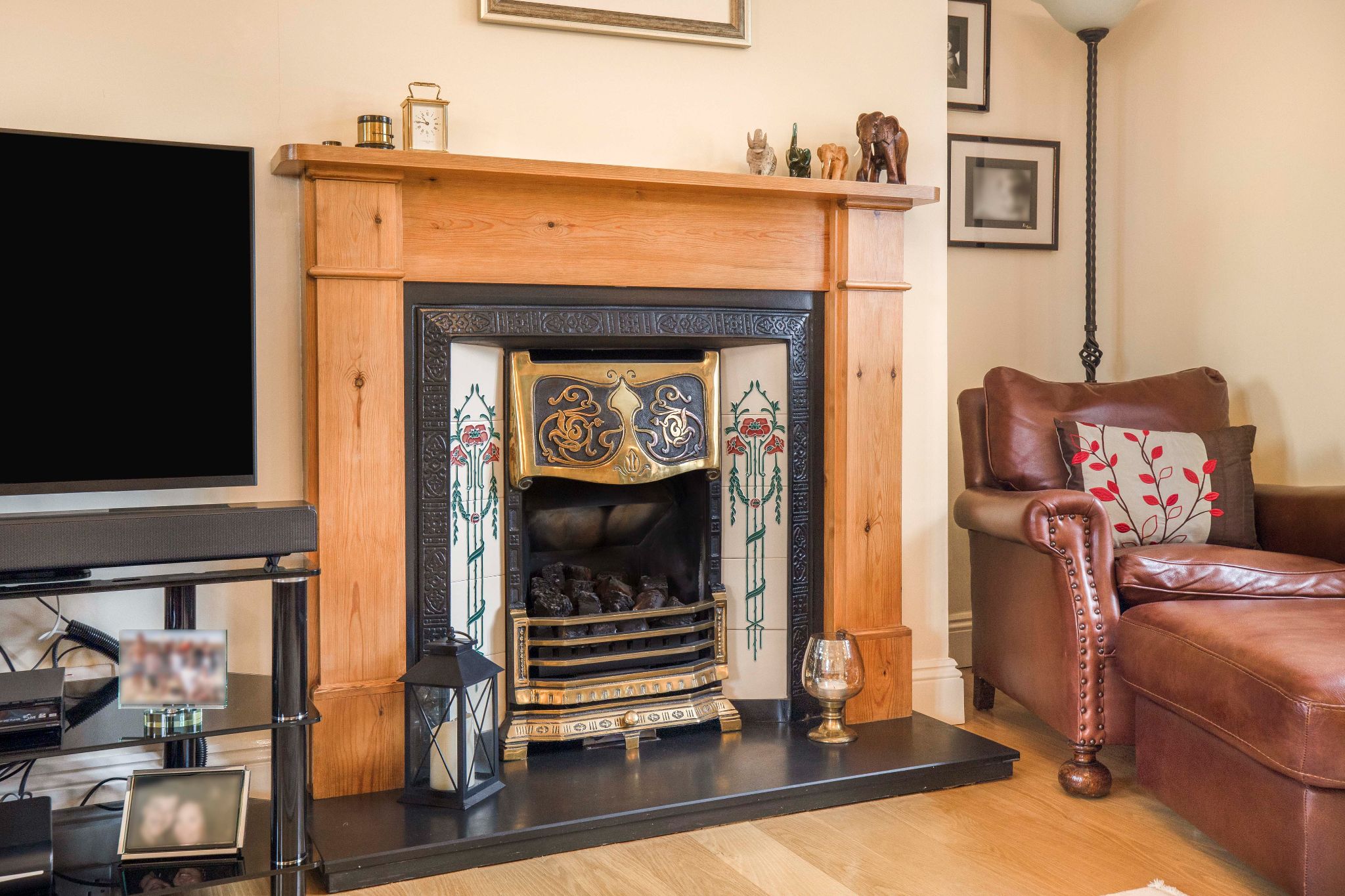 4 bedroom semi-detached bungalow Sale Agreed in Essendon - Photograph 30