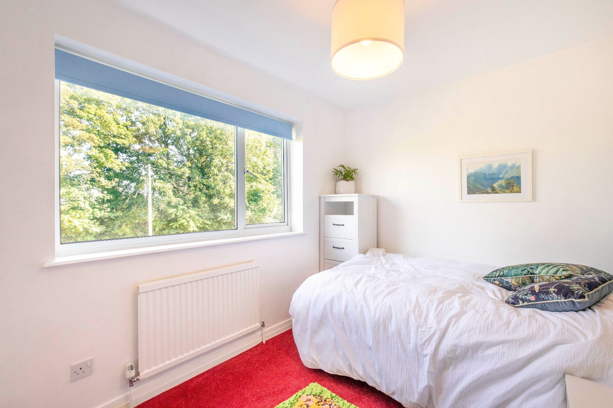 4 bedroom detached house Sale Agreed in Potters Bar - Photograph 14