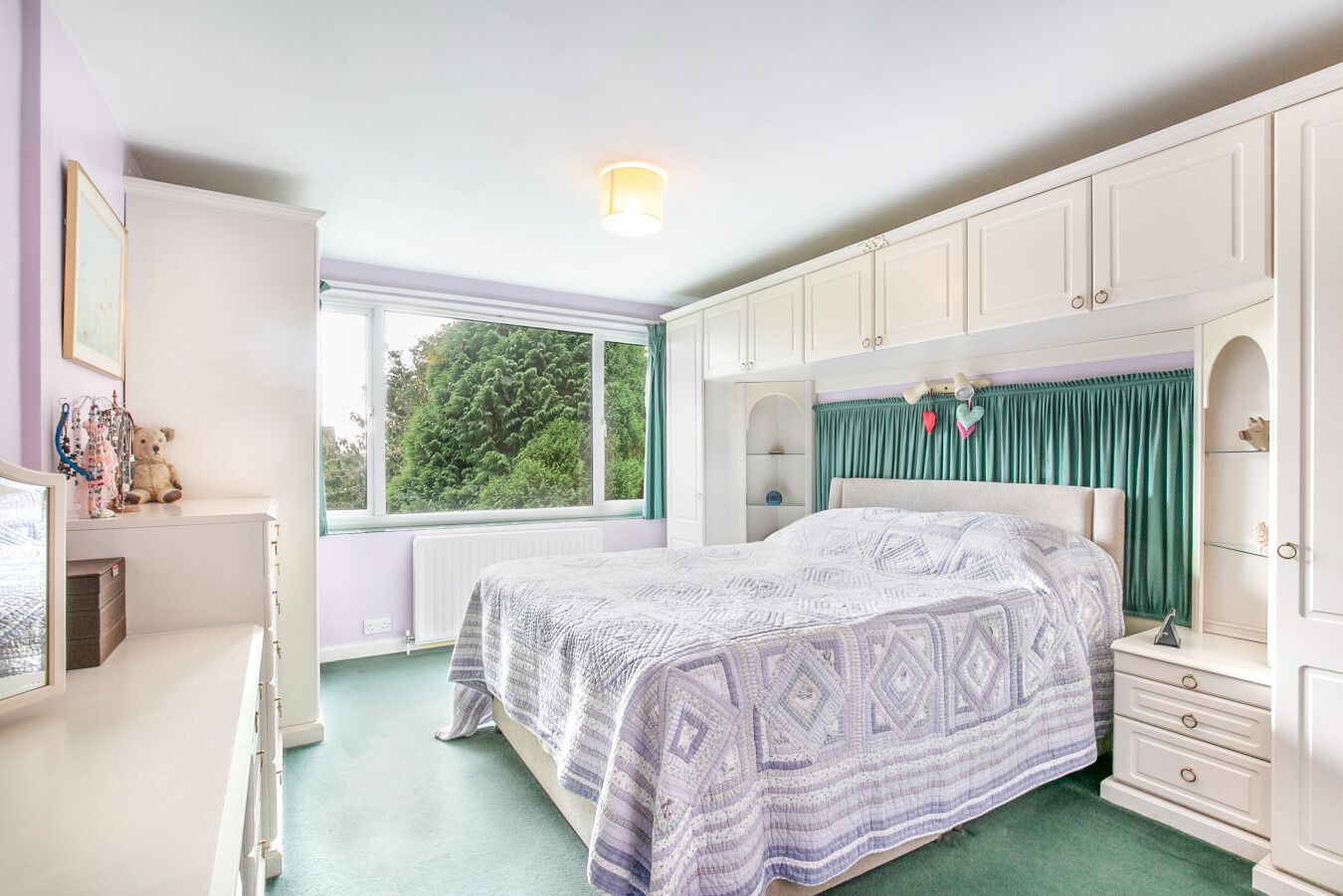 4 bedroom detached house SSTC in Potters Bar - Photograph 19
