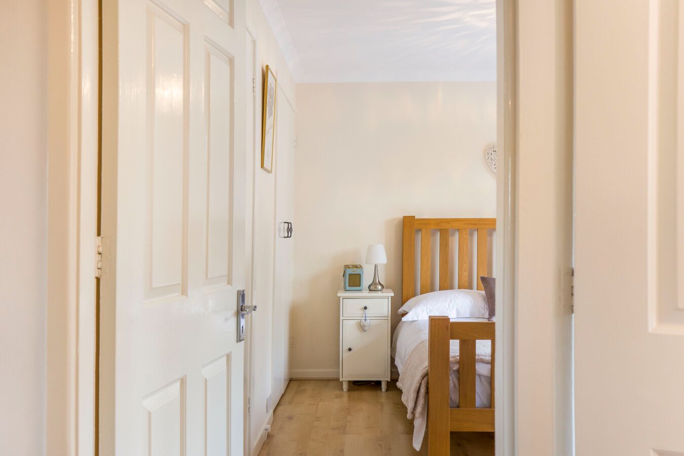 4 bedroom semi-detached house SSTC in Welham Green - Photograph 2