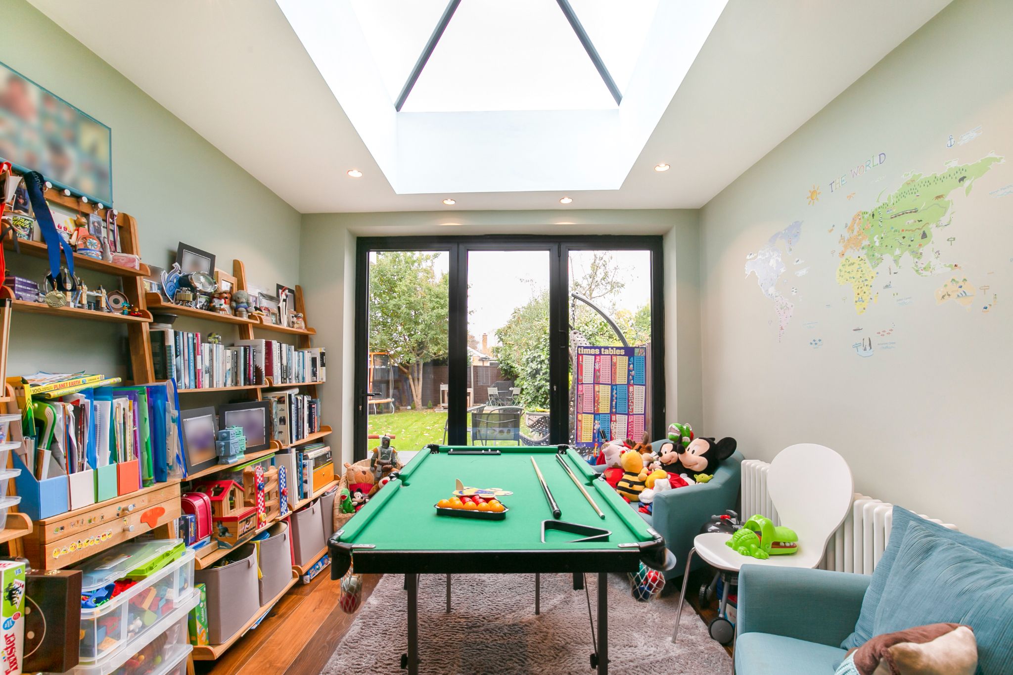 4 bedroom semi-detached house Sale Agreed in Barnet - Photograph 18