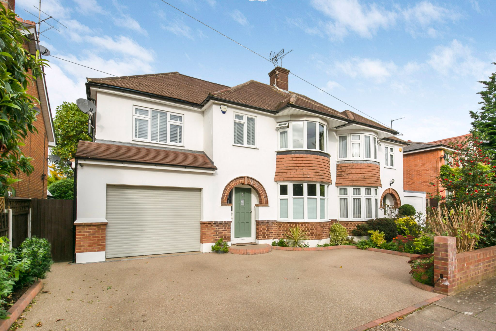 4 bedroom semi-detached house Sale Agreed in Barnet - Photograph 30