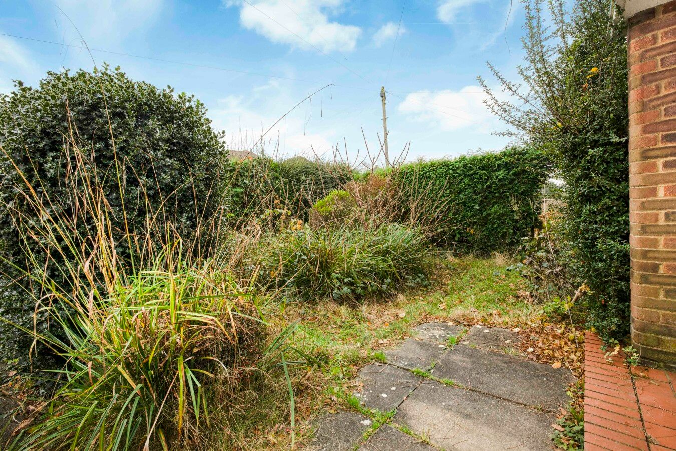 3 bedroom detached house For Sale in Brookmans Park - Photograph 19
