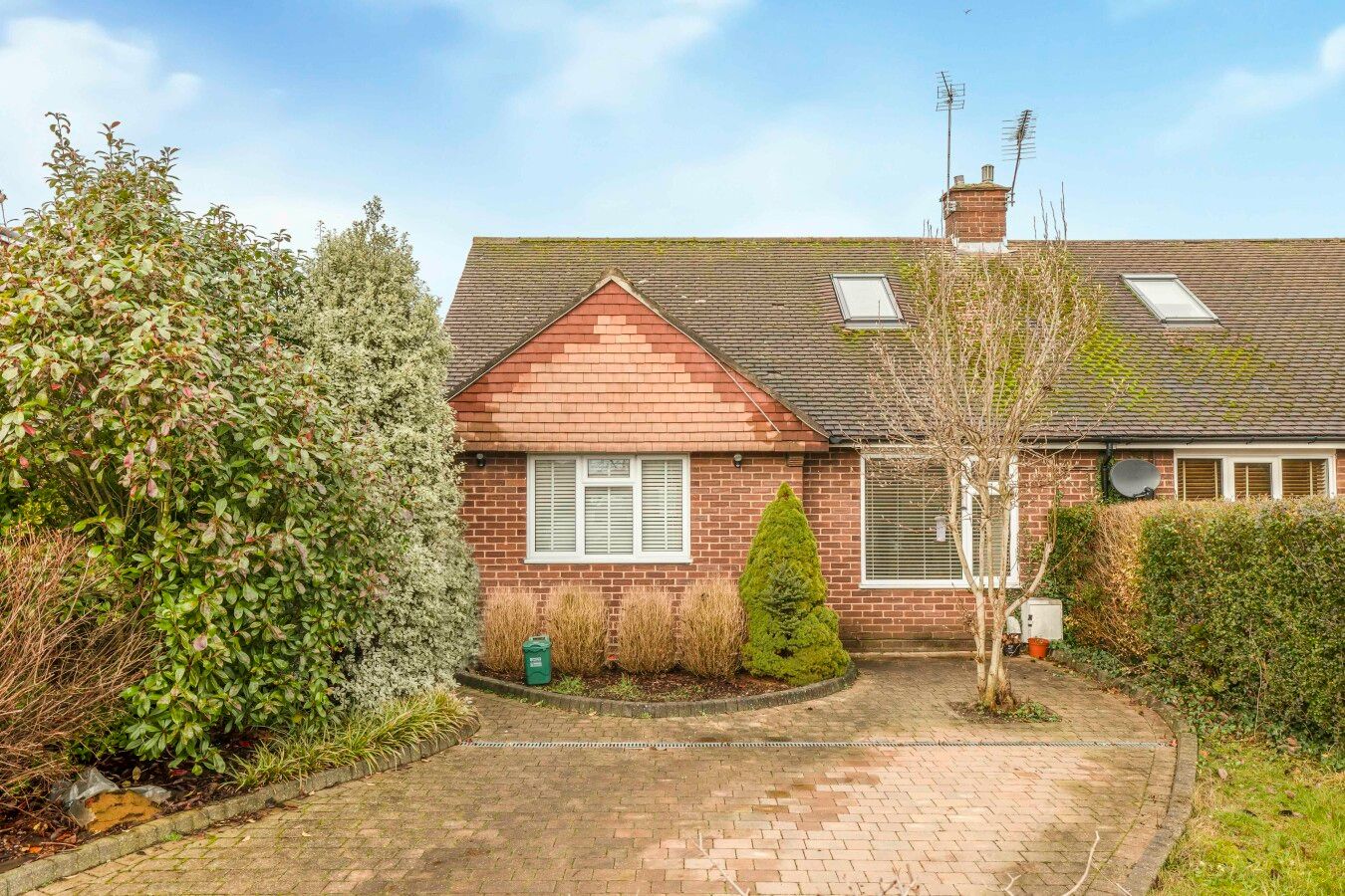 2 bedroom semi-detached bungalow Sale Agreed in North Mymms - Photograph 1