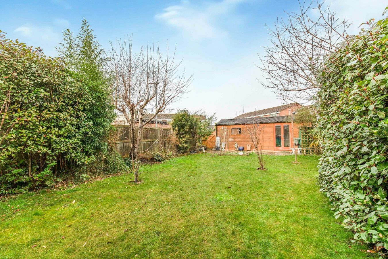 2 bedroom semi-detached bungalow For Sale in North Mymms - Photograph 16