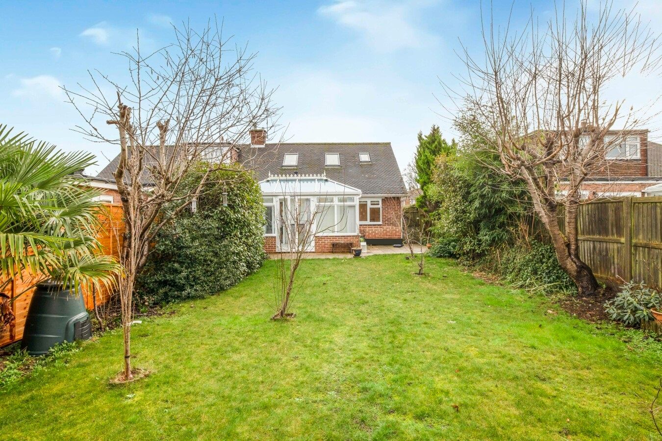 2 bedroom semi-detached bungalow For Sale in North Mymms - Photograph 16