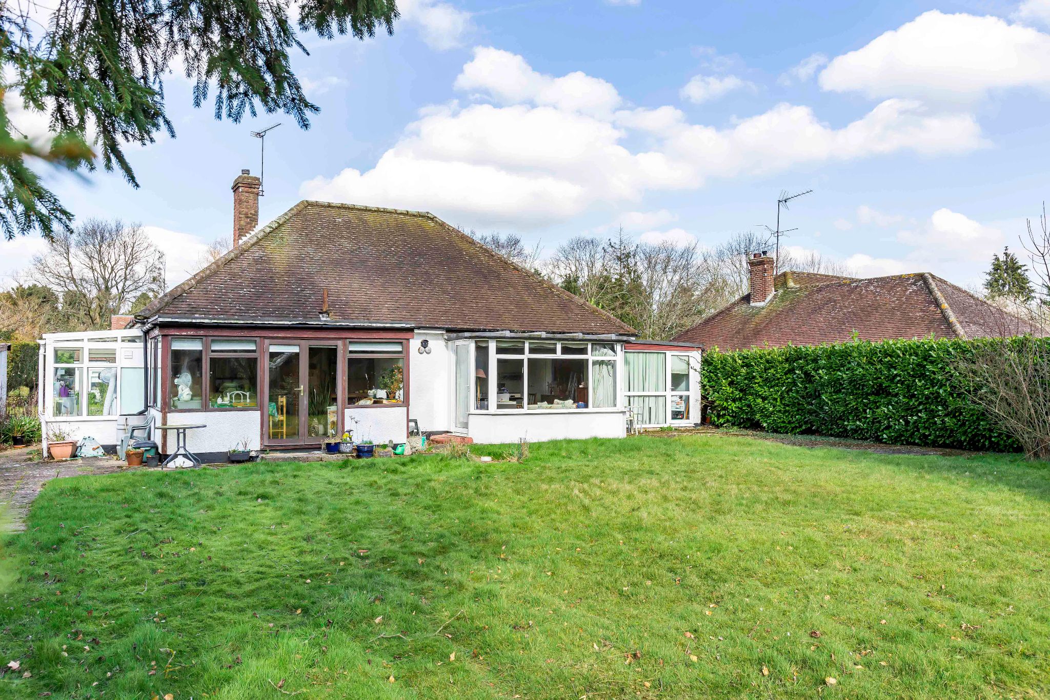 2 bedroom detached bungalow Sale Agreed in Hatfield - Photograph 10