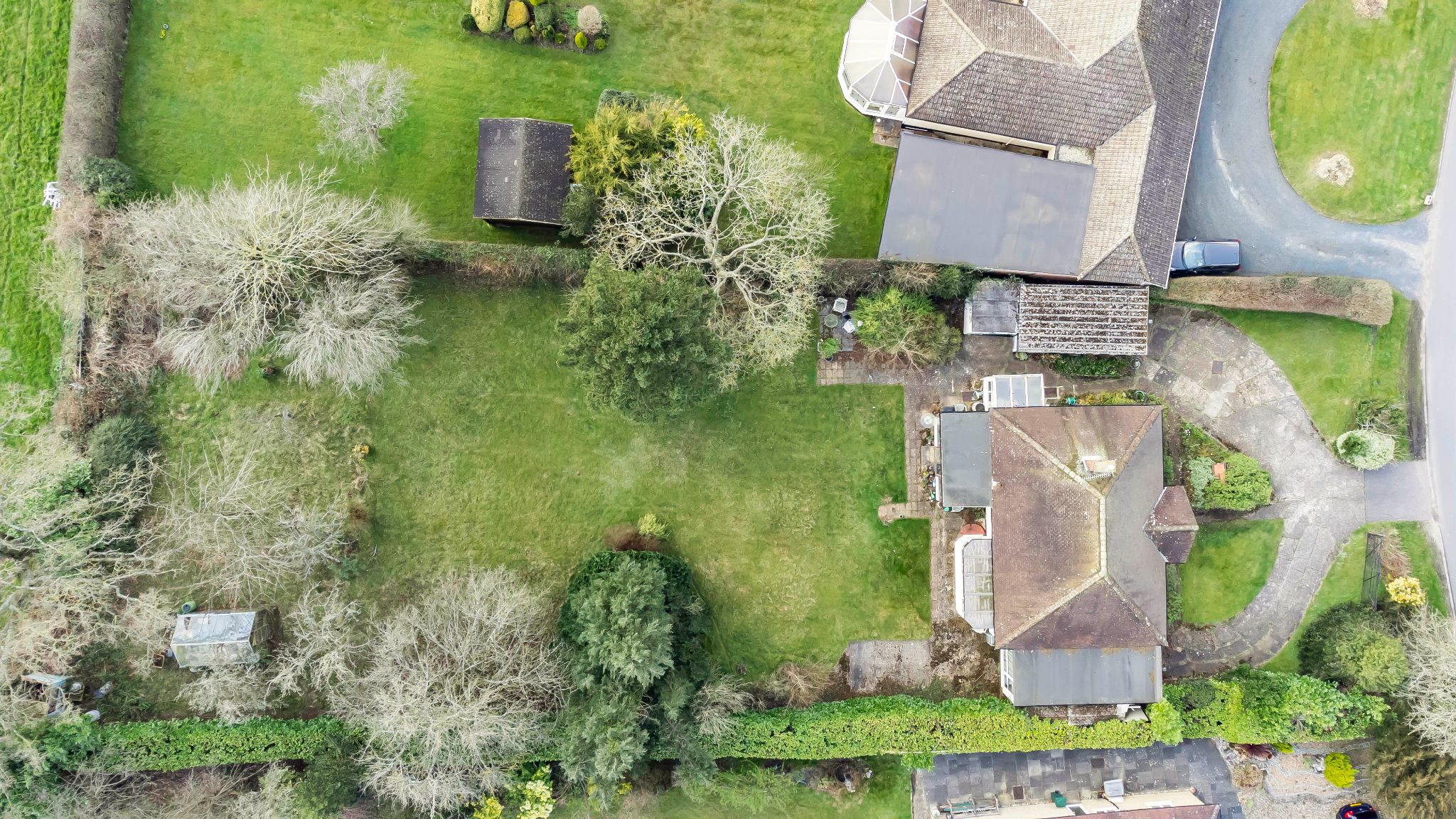 2 bedroom detached bungalow Sale Agreed in Hatfield - Photograph 5