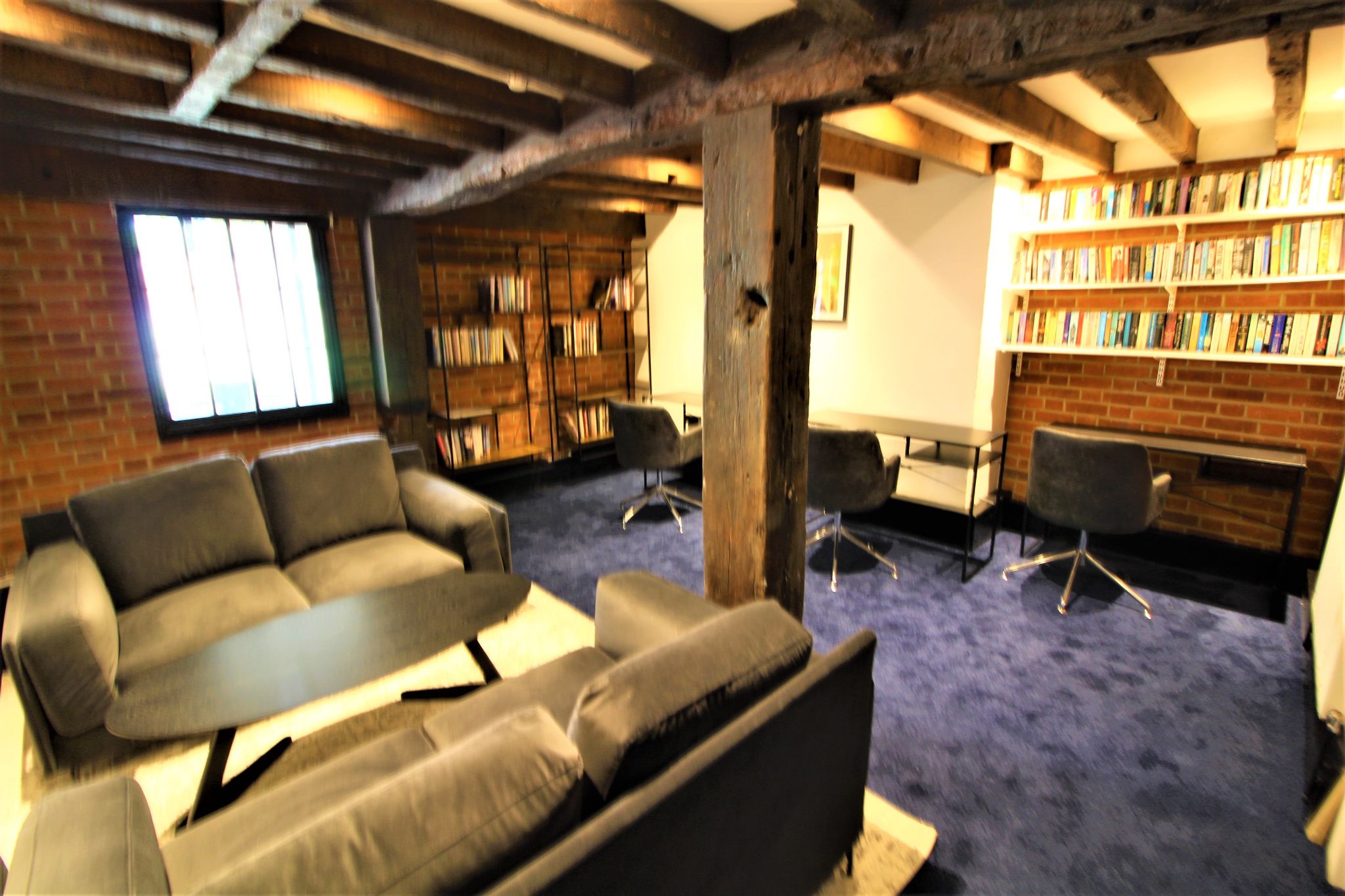 apartment flat/apartment To Let in South Mimms - Photograph 52