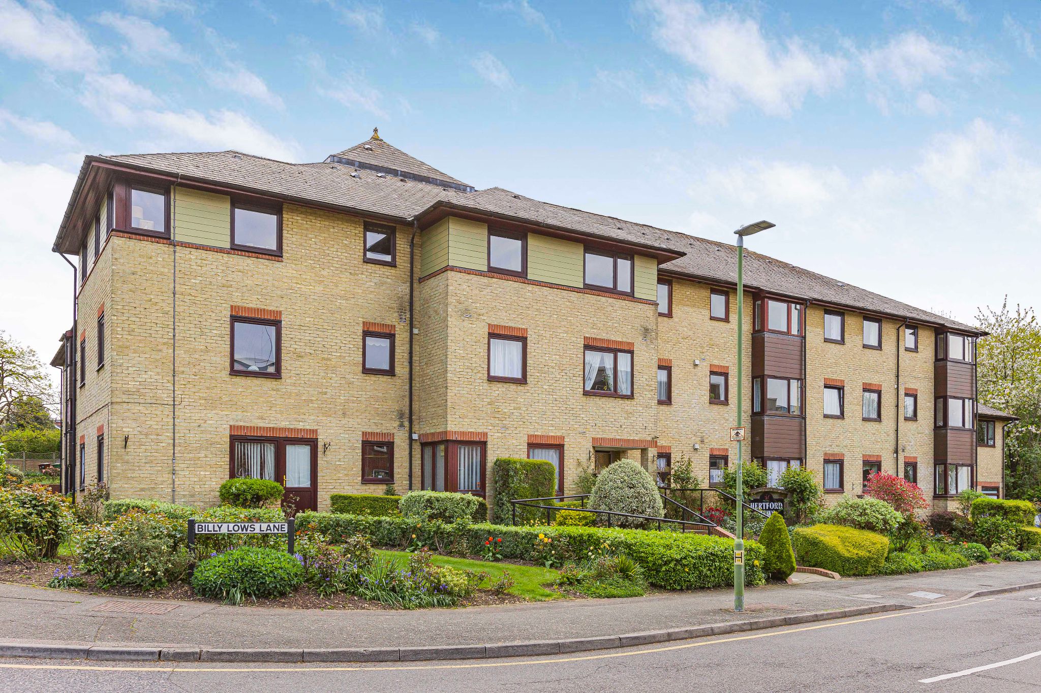 1 bedroom flat flat/apartment For Sale in Potters Bar - Photograph 9