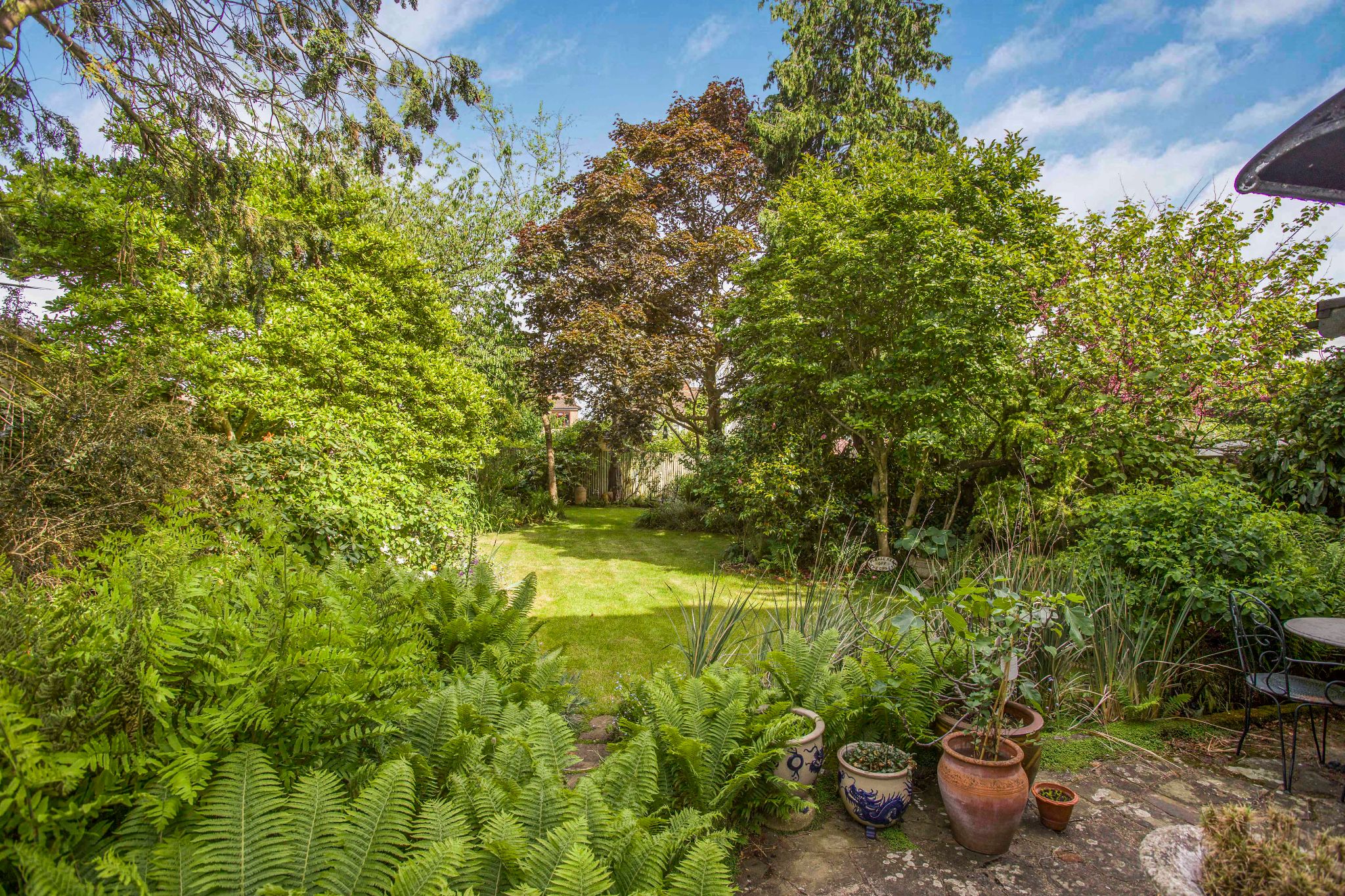 3 bedroom semi-detached house Sale Agreed in Potters Bar - Photograph 11
