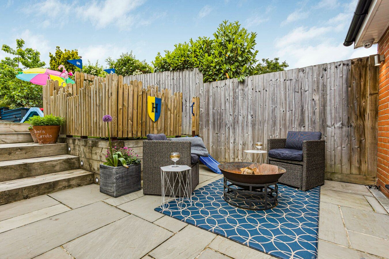 3 bedroom mid terraced house Sale Agreed in Potters Bar - Photograph 13