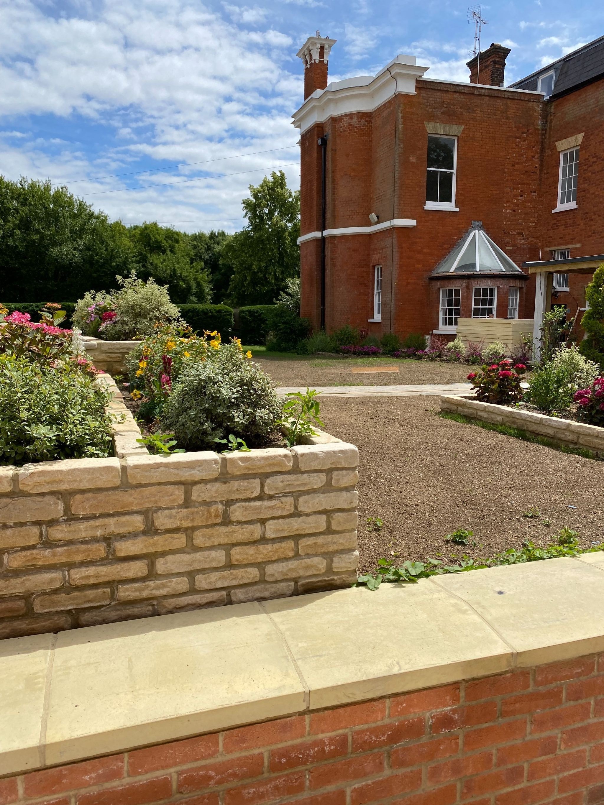 apartment flat/apartment To Let in South Mimms - Photograph 57