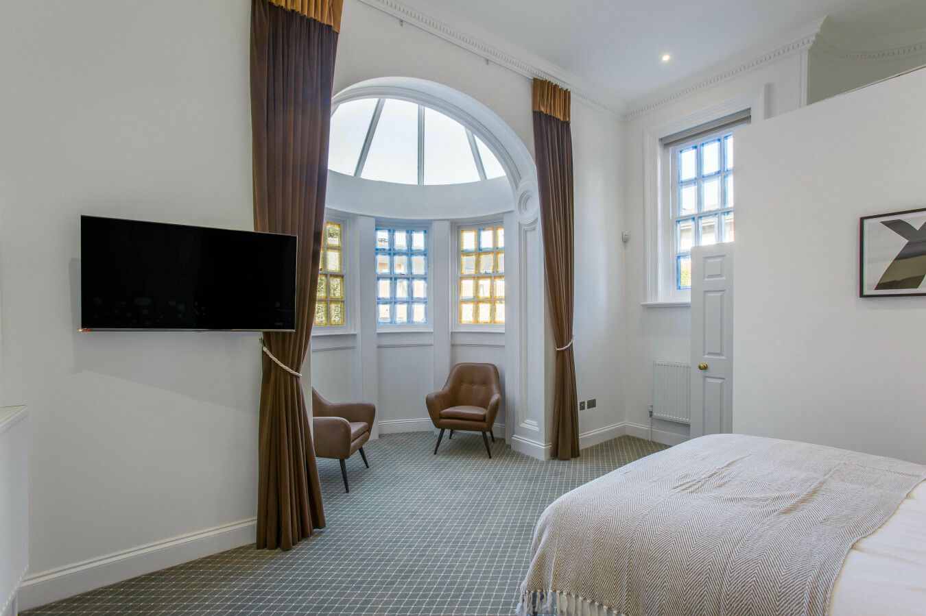 apartment flat/apartment To Let in South Mimms - Photograph 44