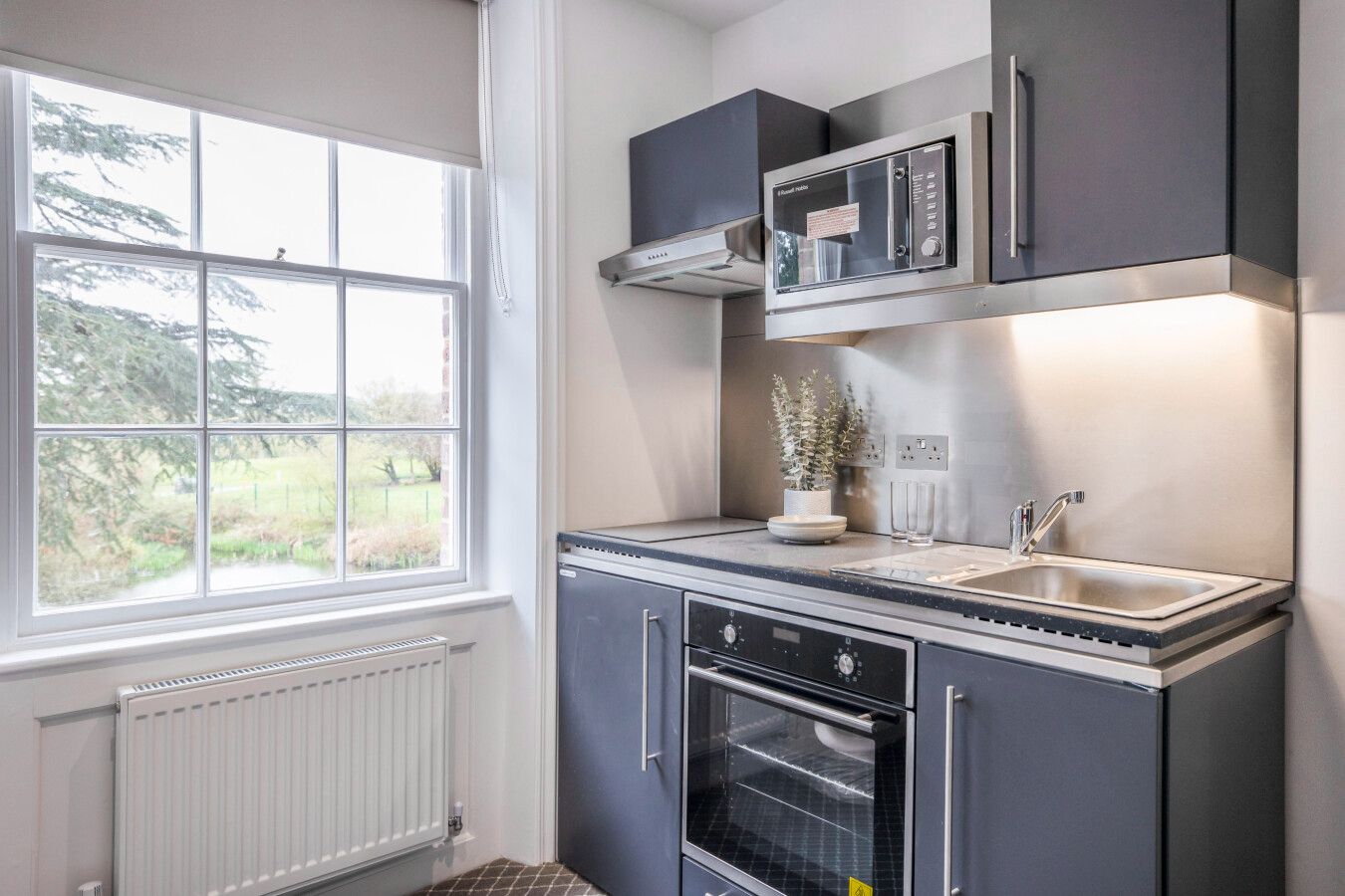 apartment flat/apartment To Let in South Mimms - Photograph 12