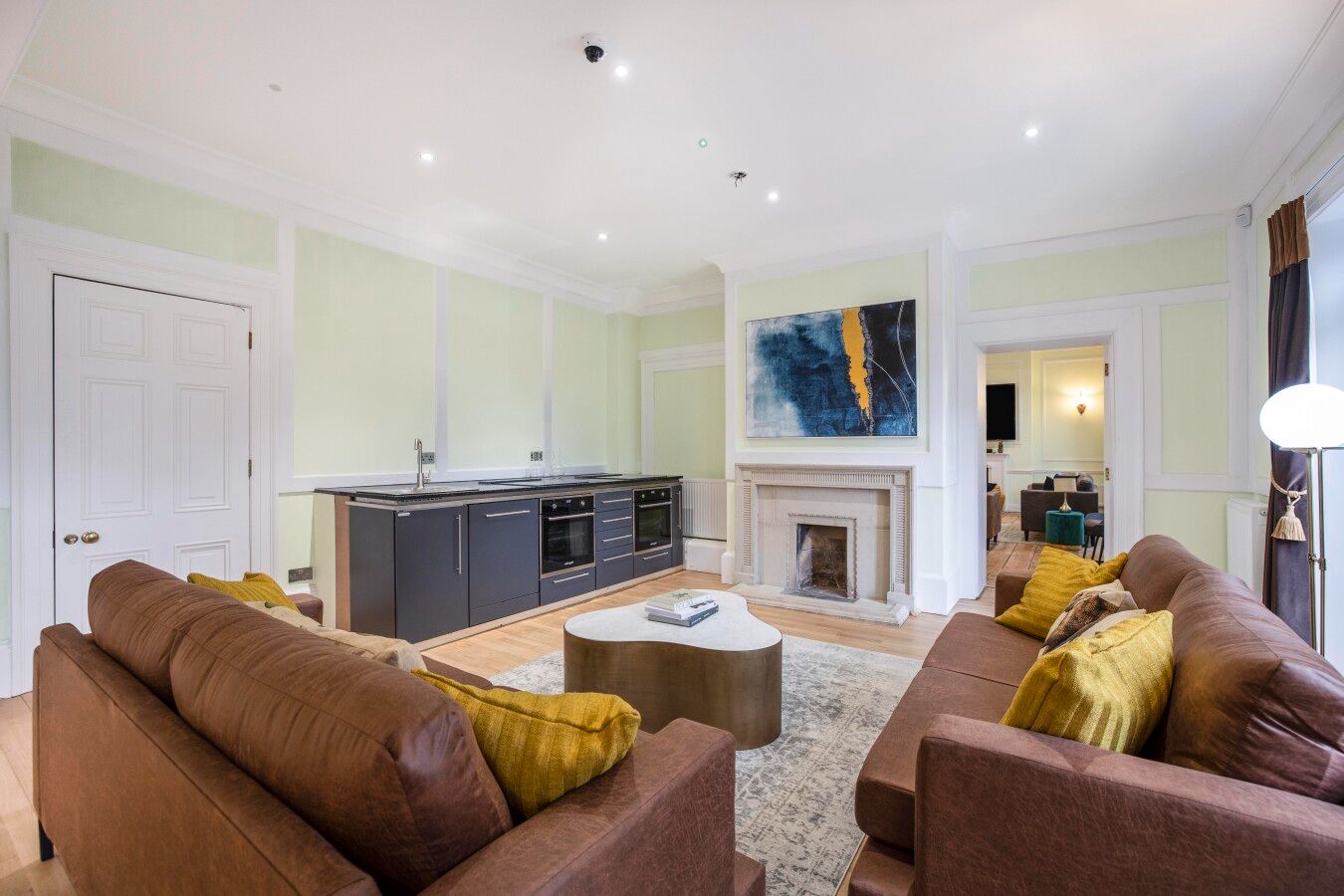 apartment flat/apartment To Let in South Mimms - COMMUNAL AREA