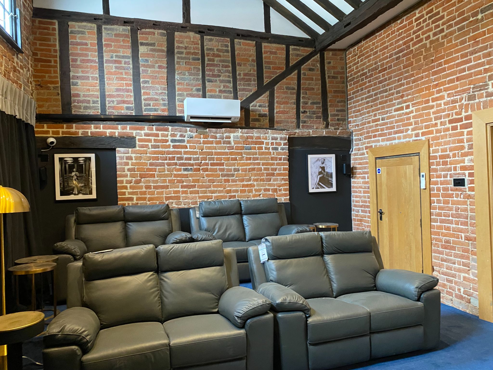 apartment flat/apartment To Let in South Mimms - Photograph 59