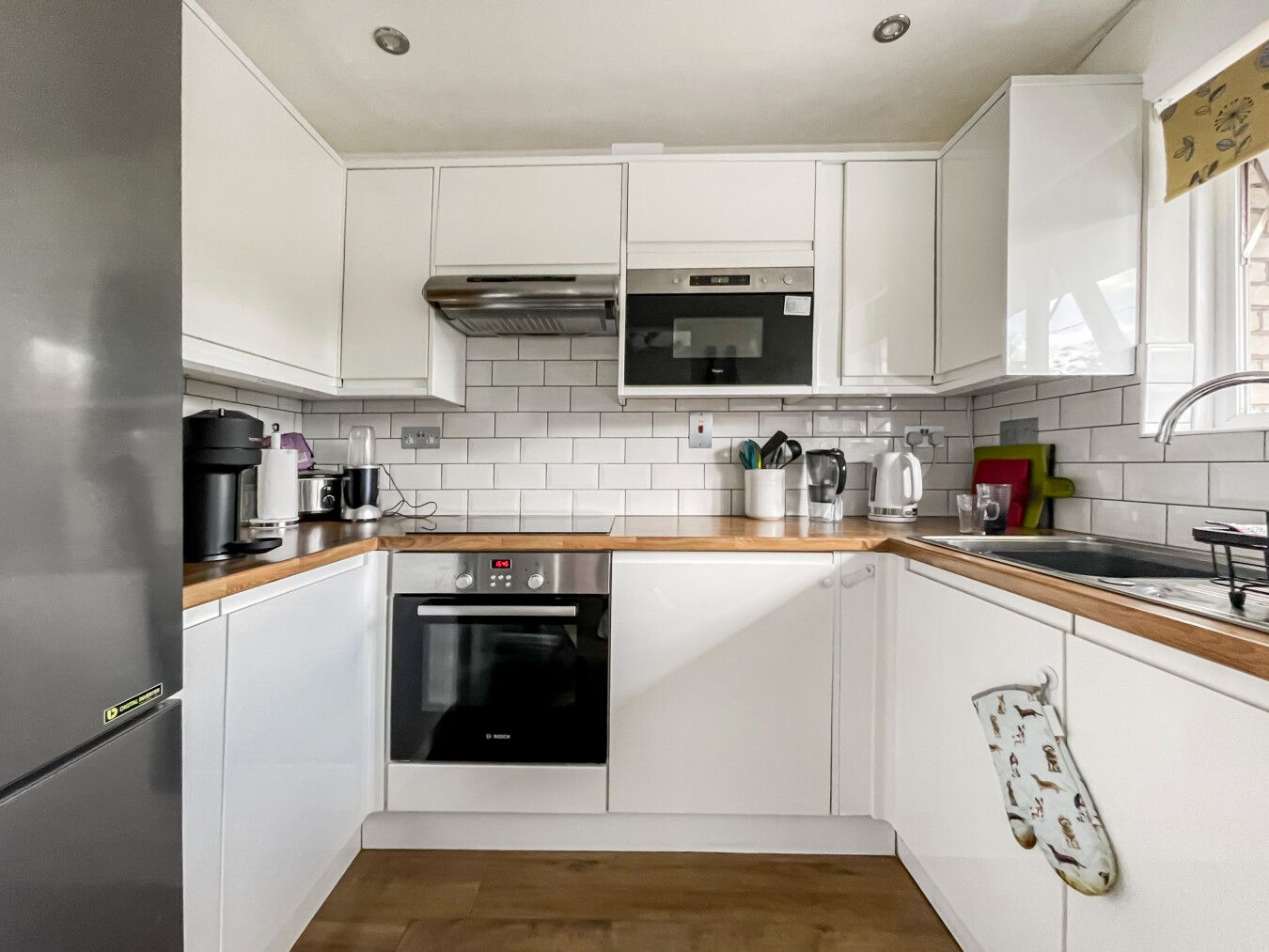 2 bedroom maisonette flat/apartment For Sale in Potters Bar - Photograph 6