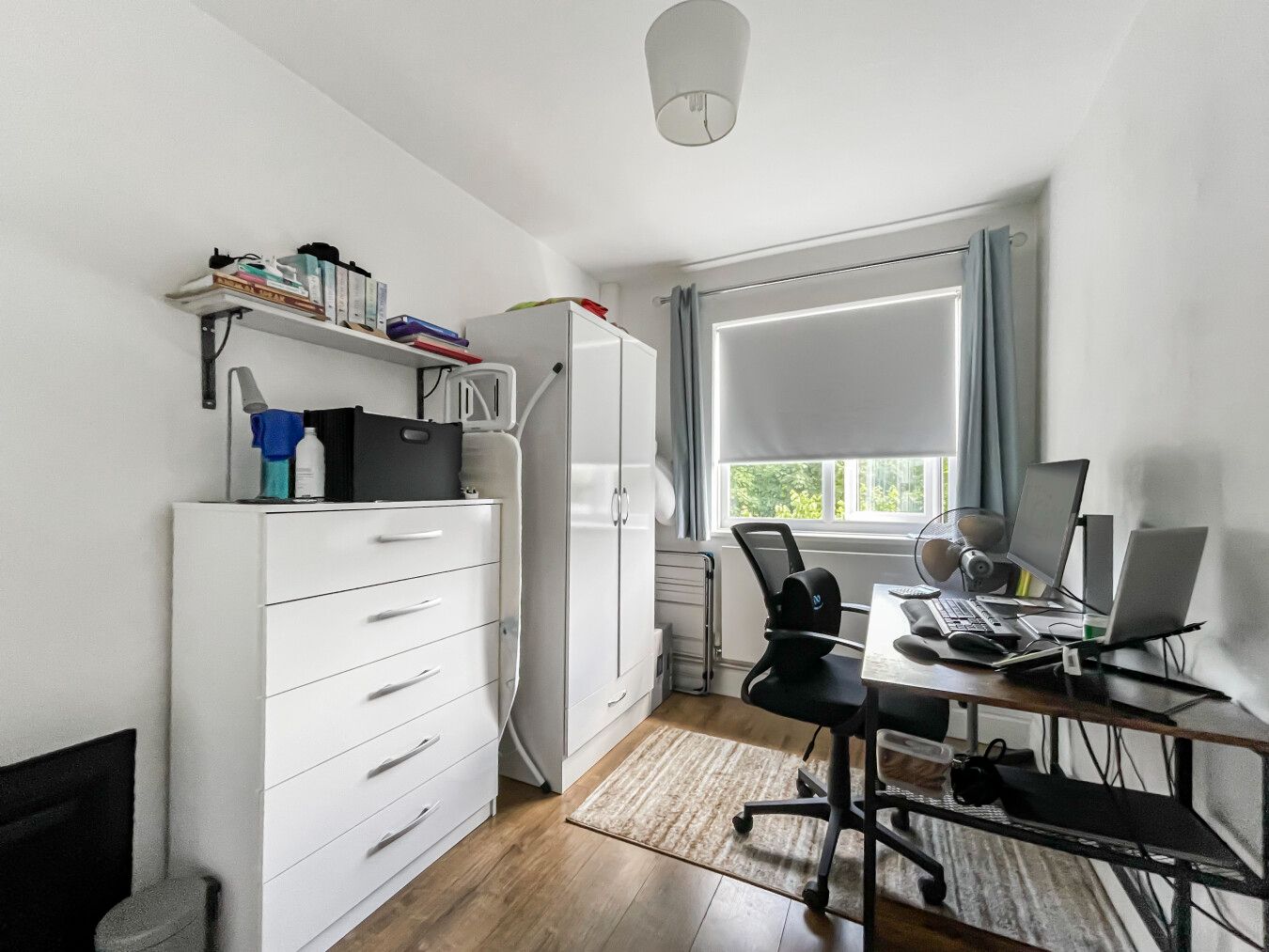 2 bedroom maisonette flat/apartment For Sale in Potters Bar - Photograph 9