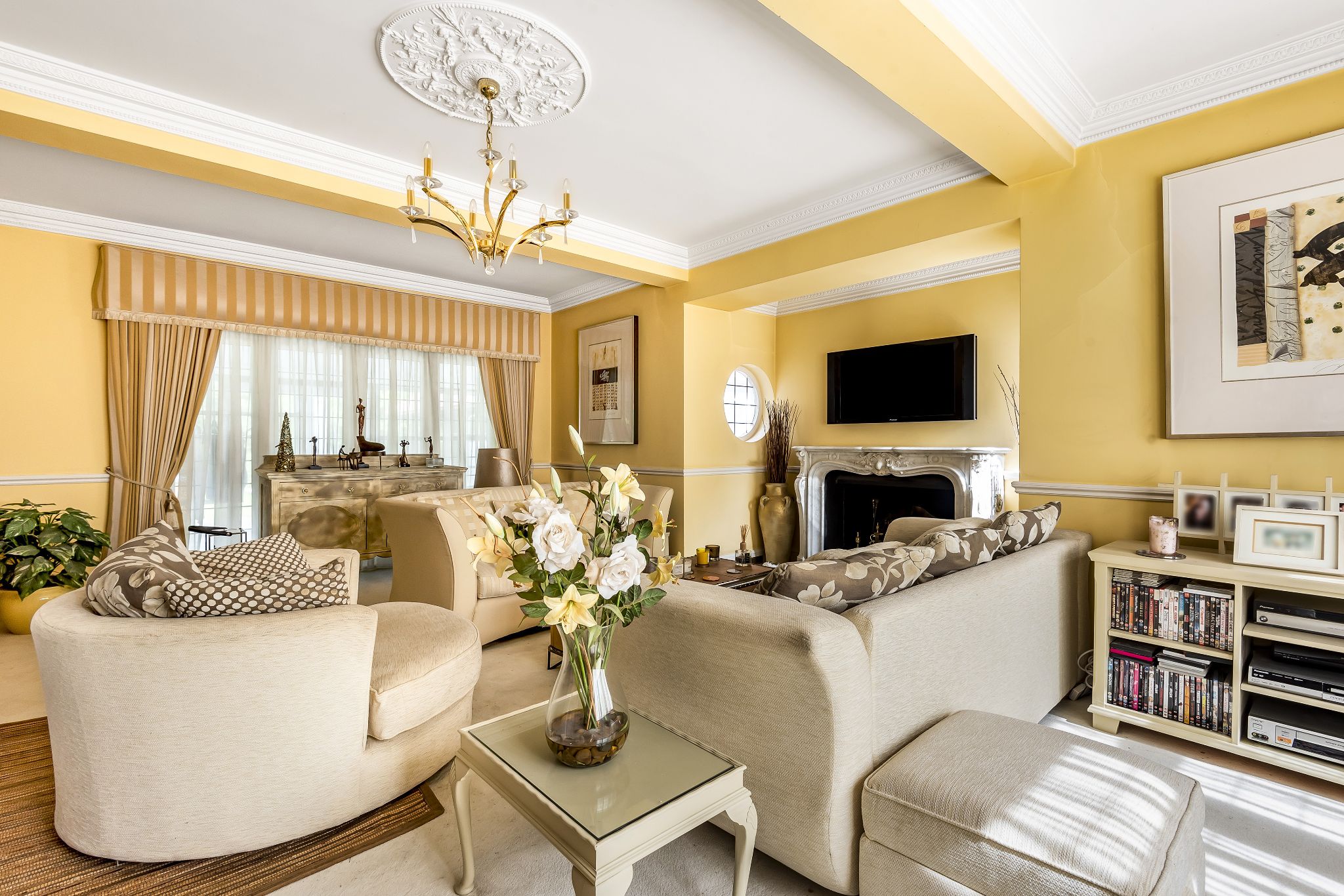 5 bedroom detached house For Sale in Potters Bar - Photograph 52