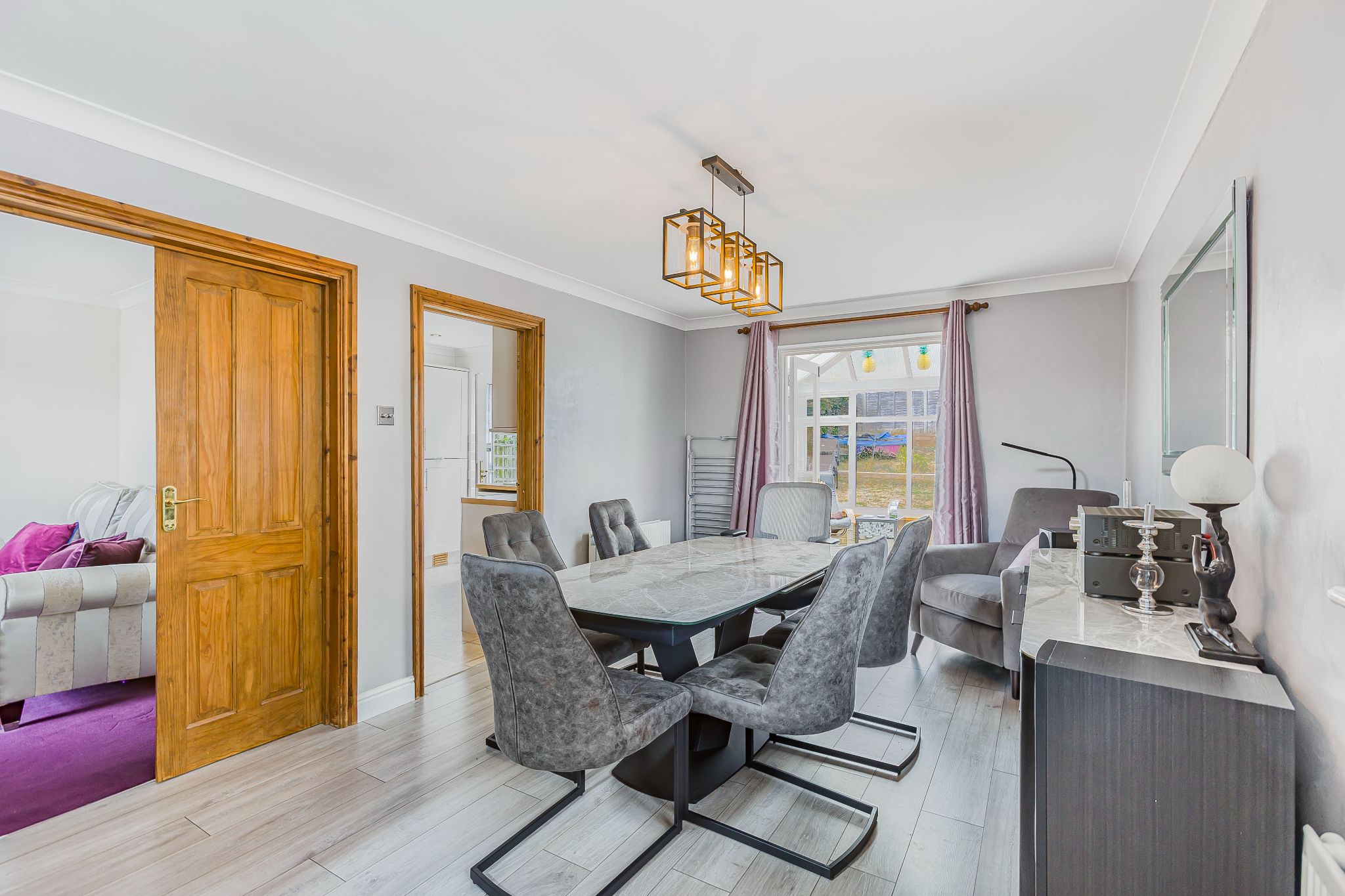 3 bedroom semi-detached house For Sale in Potters Bar - Photograph 16