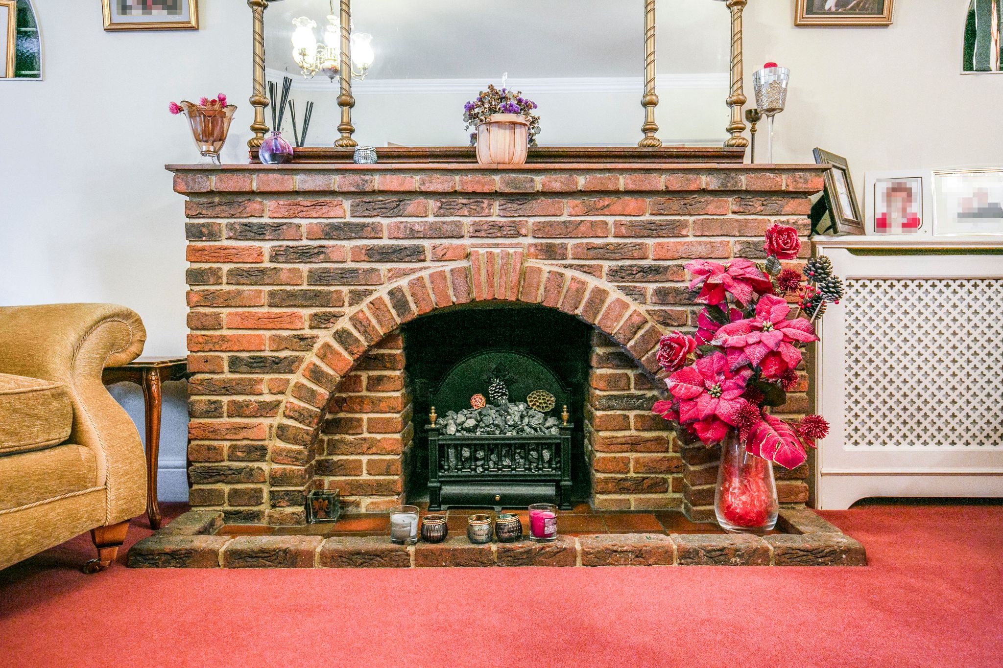 4 bedroom detached house SSTC in Brookmans Park - Photograph 11