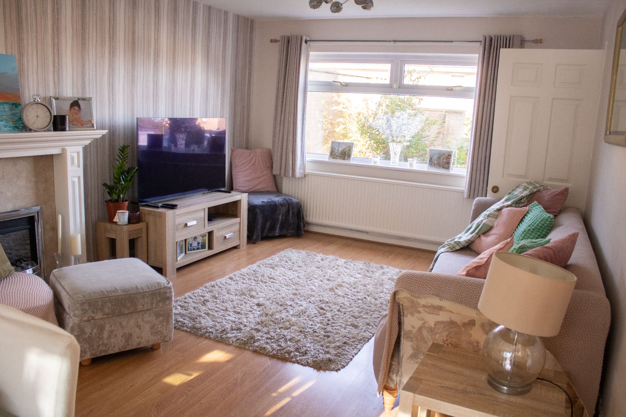 4 Bedroom Detached House For Sale - Photograph 12