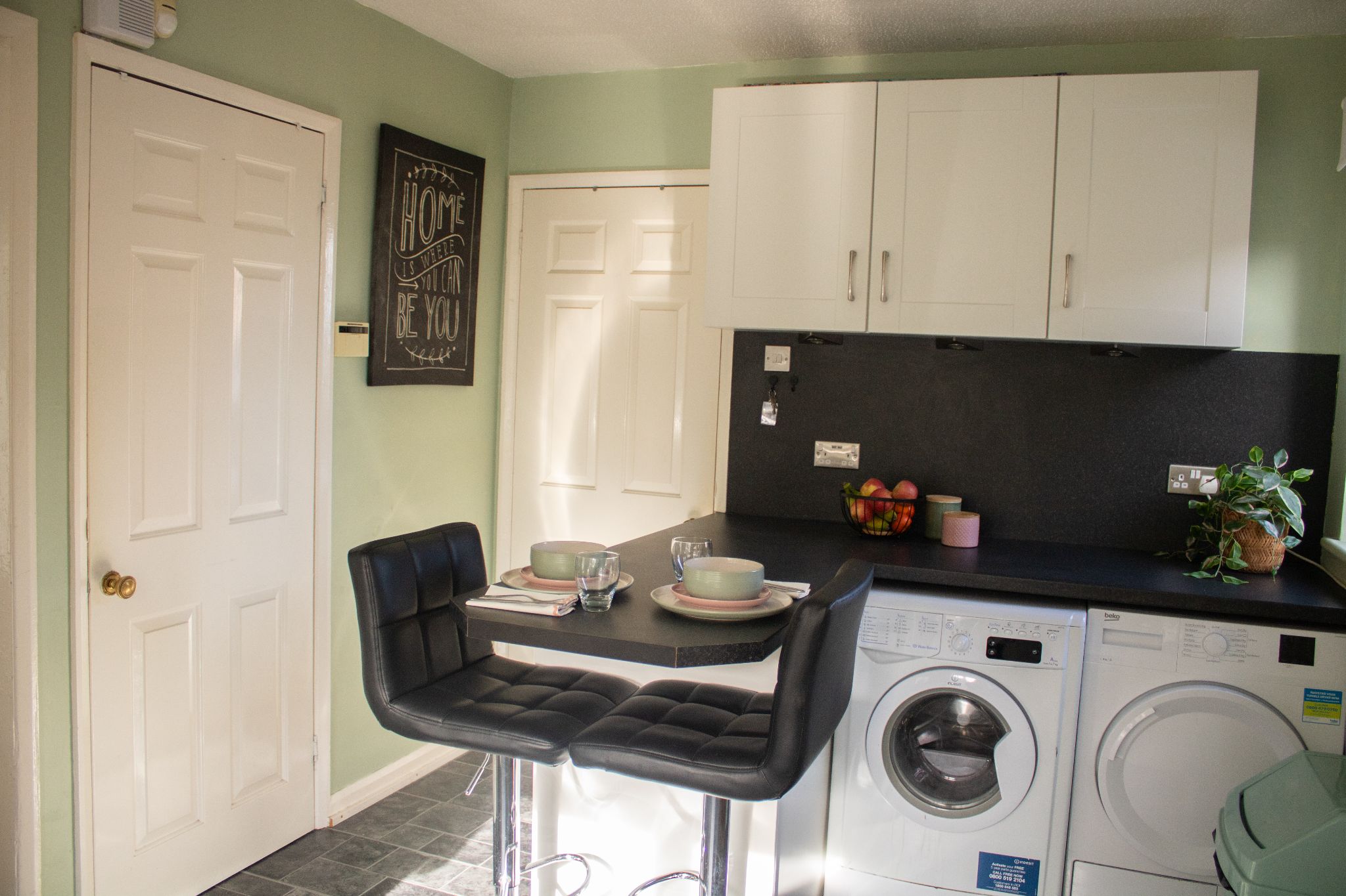 4 Bedroom Detached House For Sale - Photograph 11