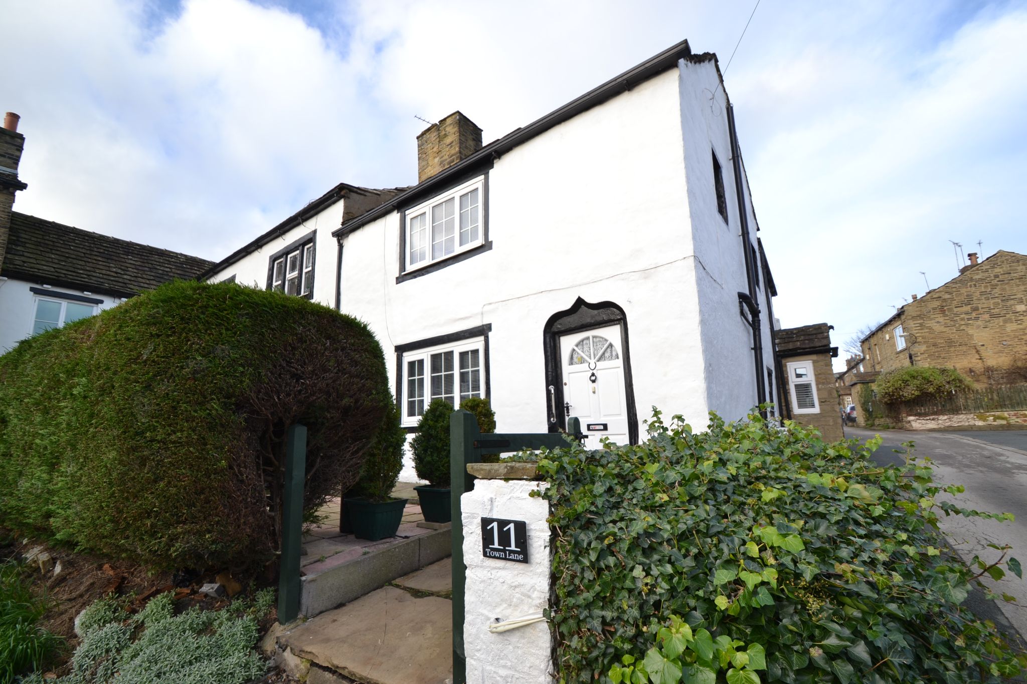 1 Bed Cottage House For Sale - Photograph 10