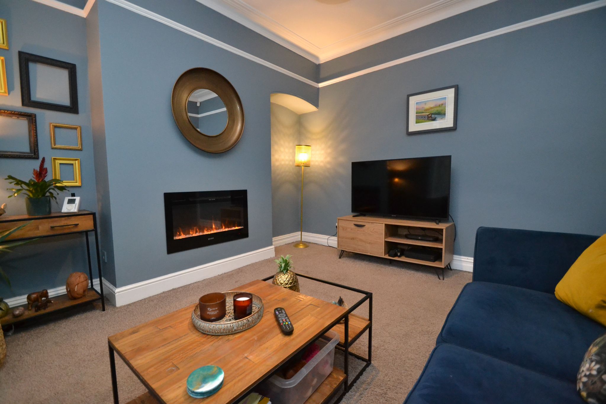 3 Bed Mid Terraced House For Sale - Photograph 3