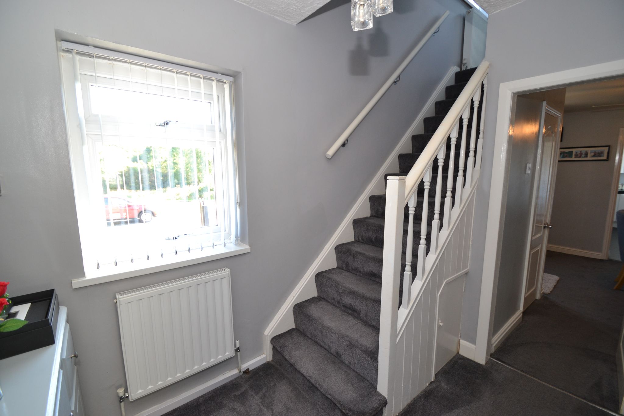 5 Bed Semi-detached House For Sale - Photograph 2