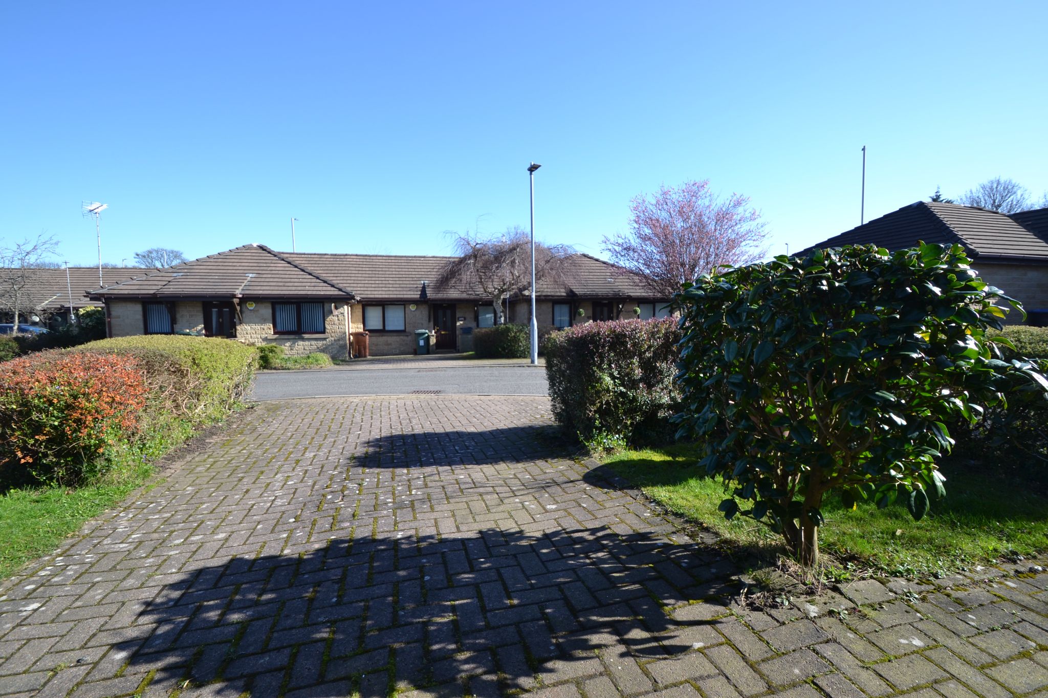 2 Bed Terraced Bungalow For Sale - Photograph 2