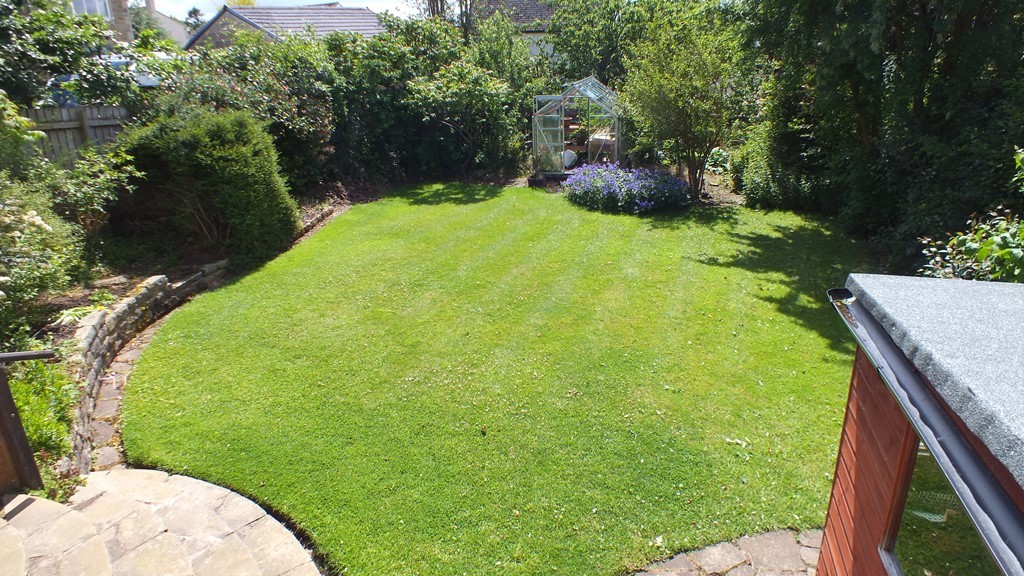 4 Bed Detached House For Sale - 3