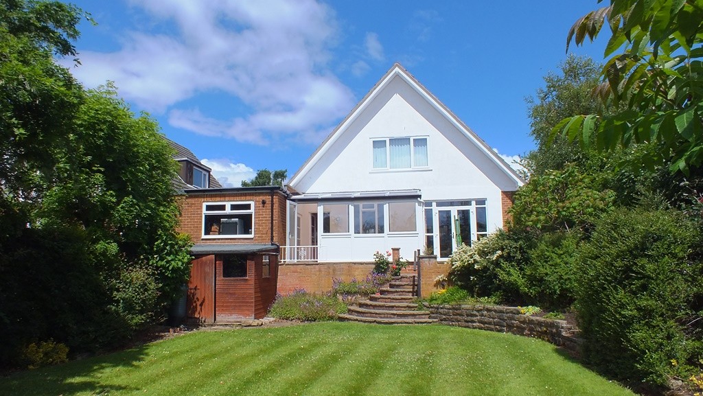 4 Bed Detached House For Sale - 2